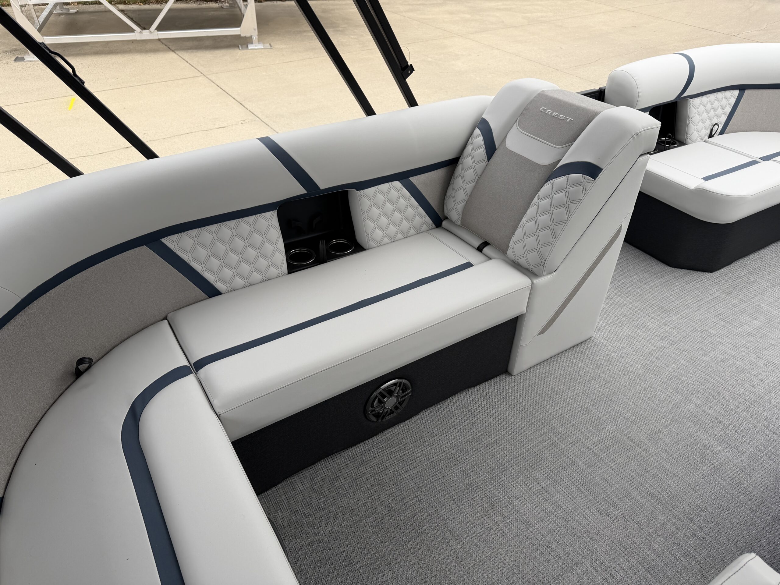 2026 Crest Conquest 210 L-Group  Mercury 50hp CT  Easy Cover