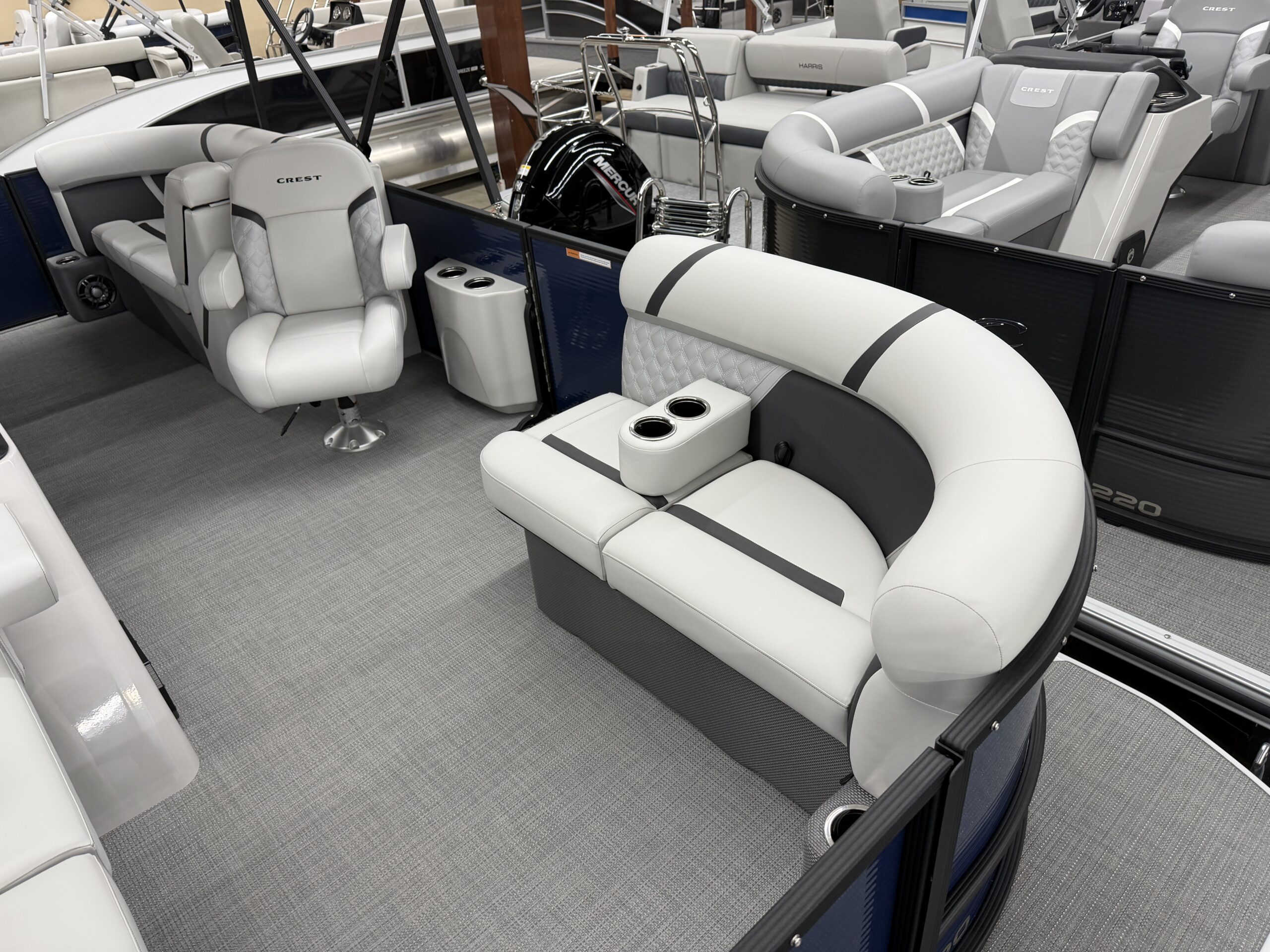 2025 Crest Classic 200 SLC Mercury 115hp