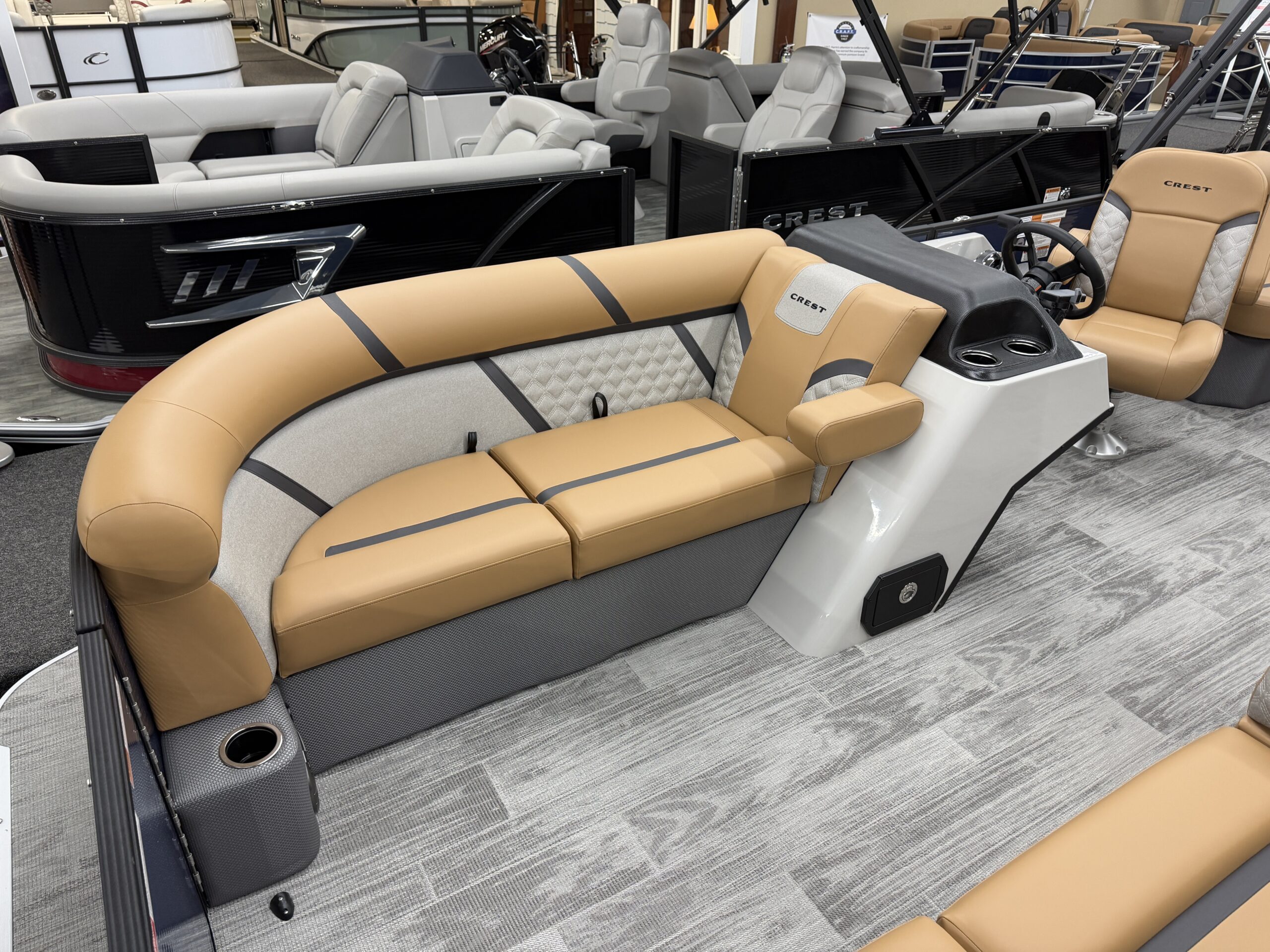 2025 Crest Classic 220 L-Group  Mercury 115hp