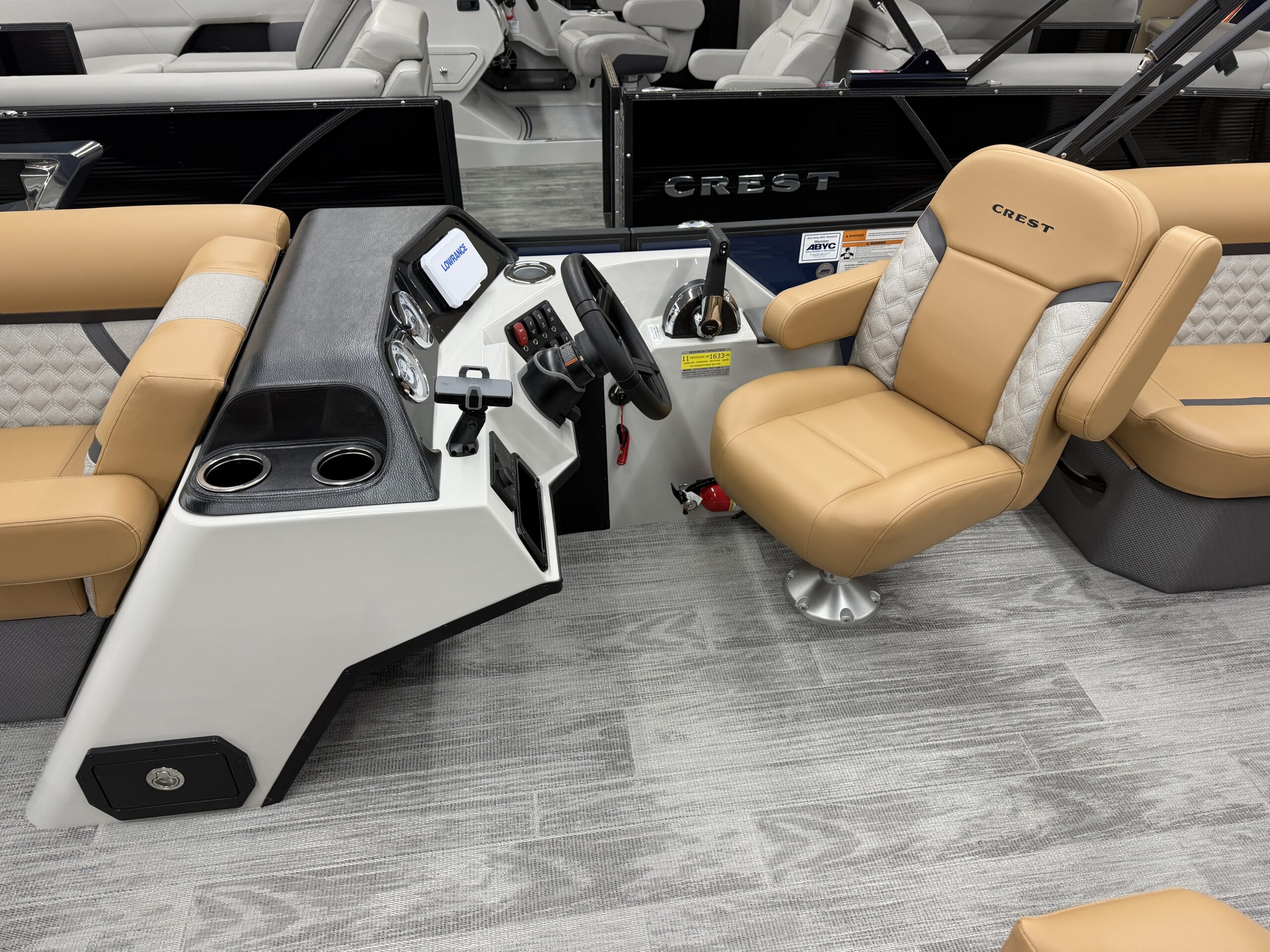 2025 Crest Classic 220 L-Group  Mercury 115hp