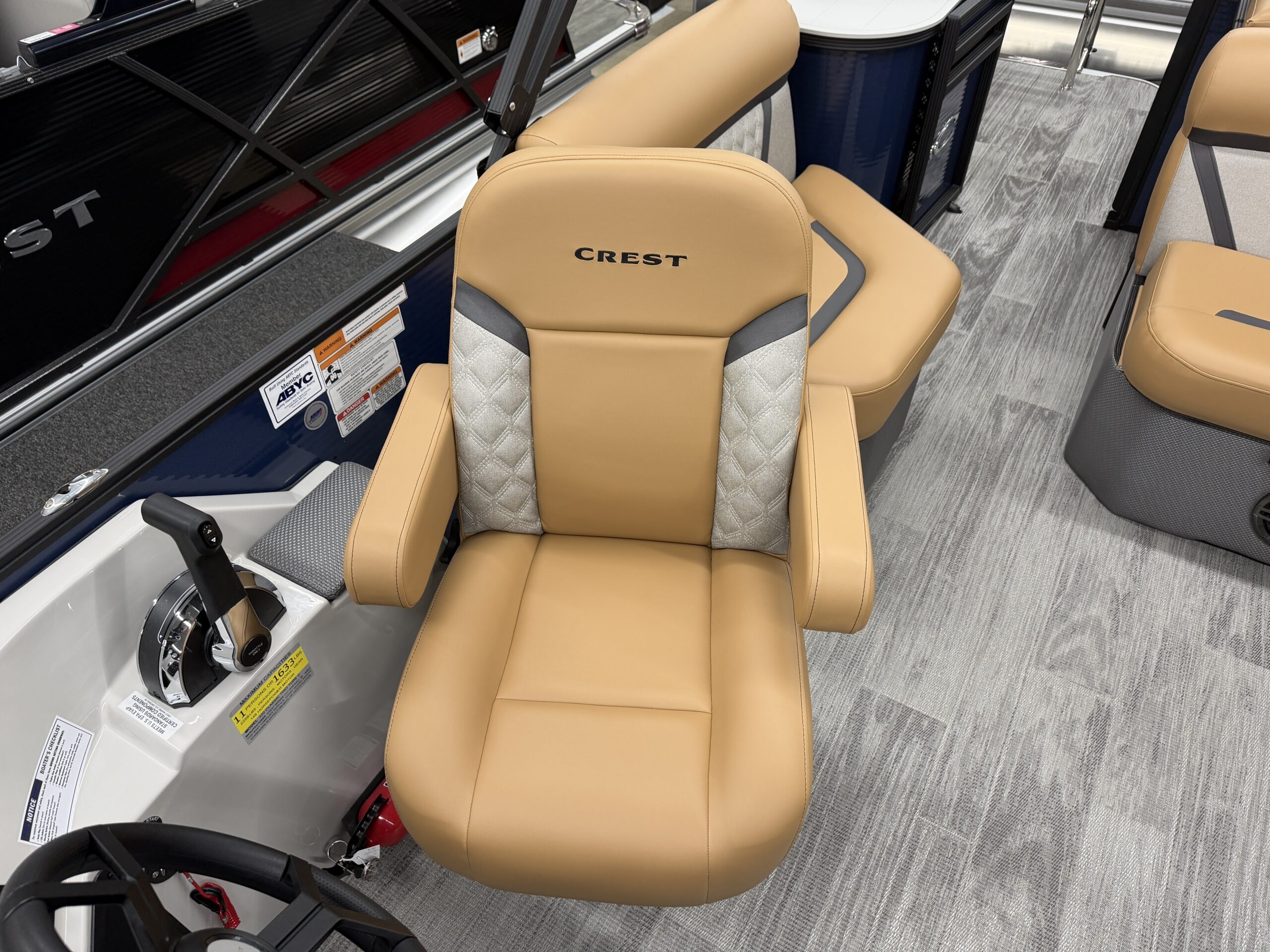 2025 Crest Classic 220 L-Group  Mercury 115hp