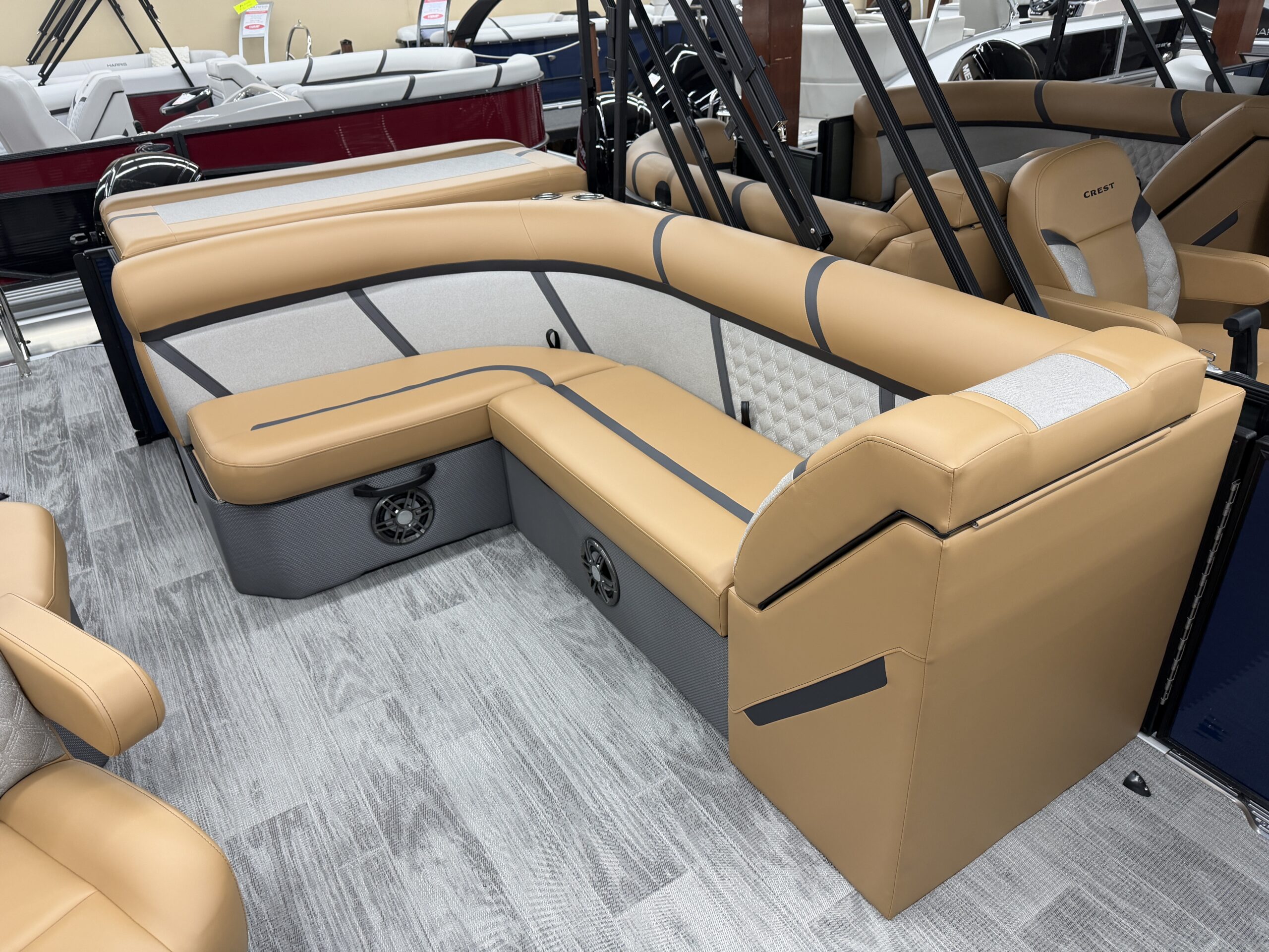 2025 Crest Classic 220 L-Group  Mercury 115hp