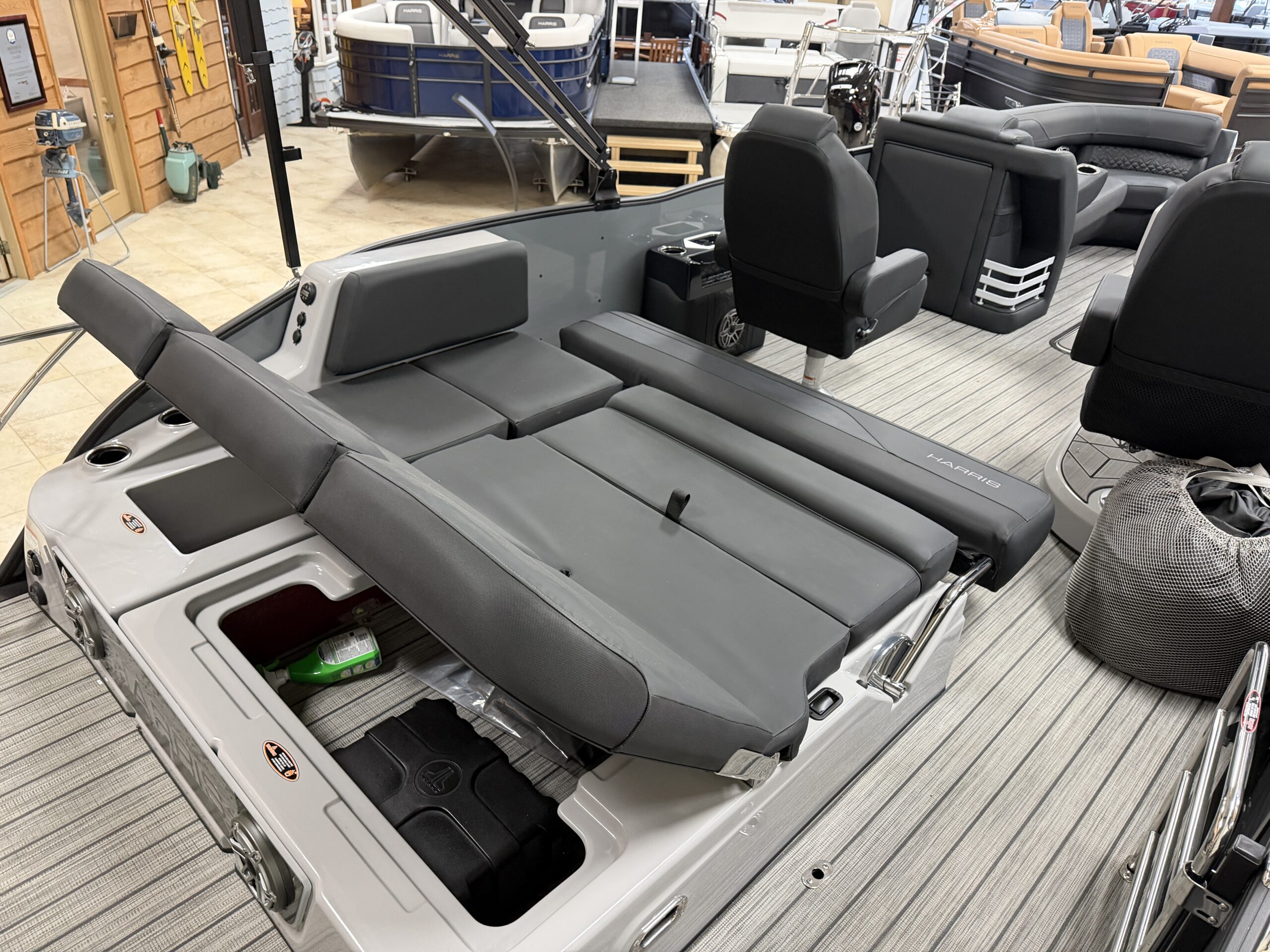 2026 Harris Grand Mariner 250 SLDH  Mercury 350hp V10