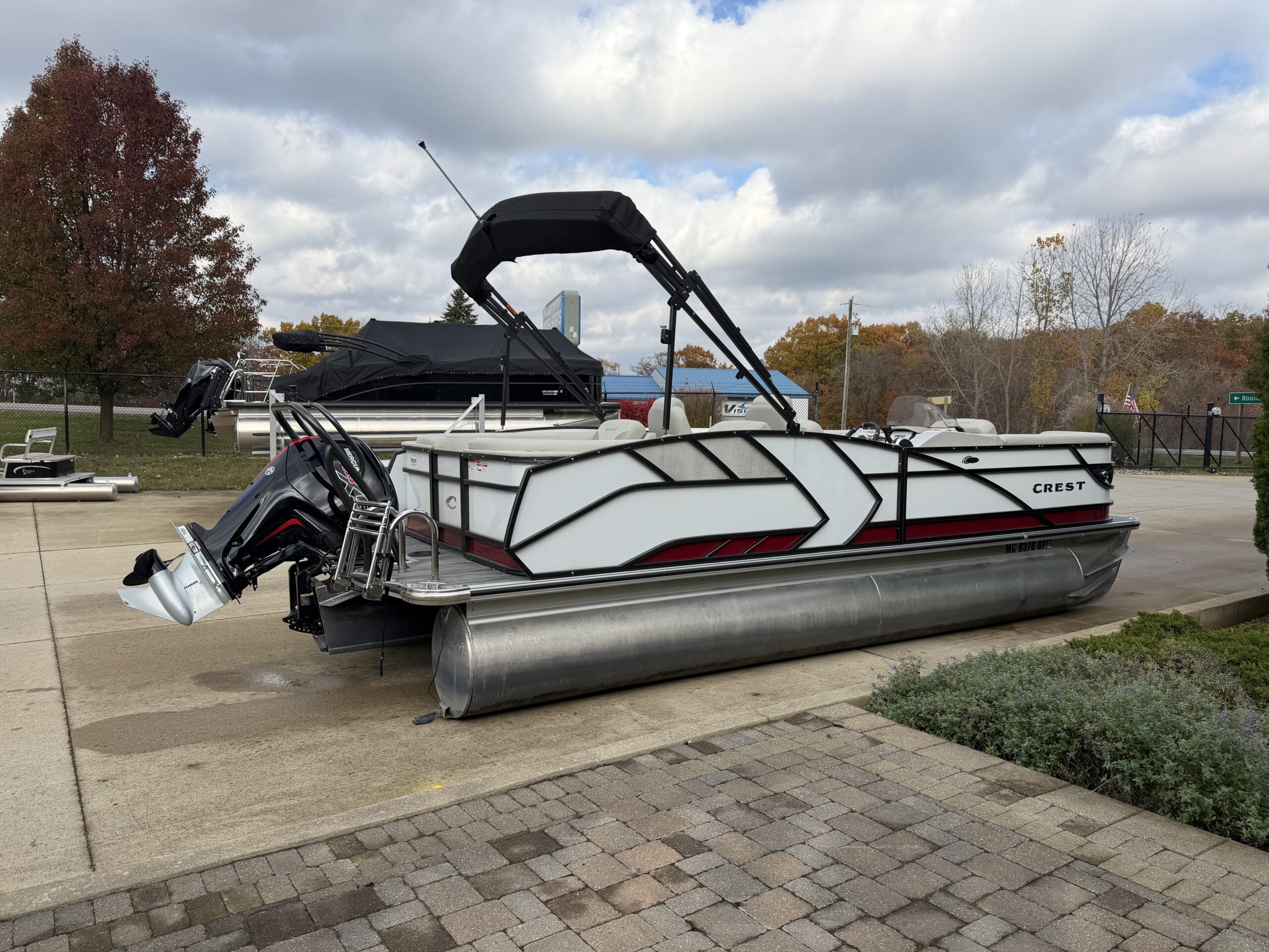 2021 Crest Caribbean LX 230  Mercury 115hp  Sea Legs
