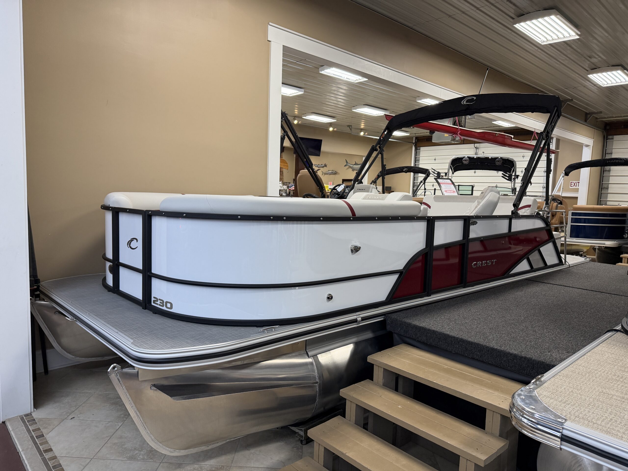 2026 Crest Conquest 230 SLSC  Mercury 115hp Command Thrust