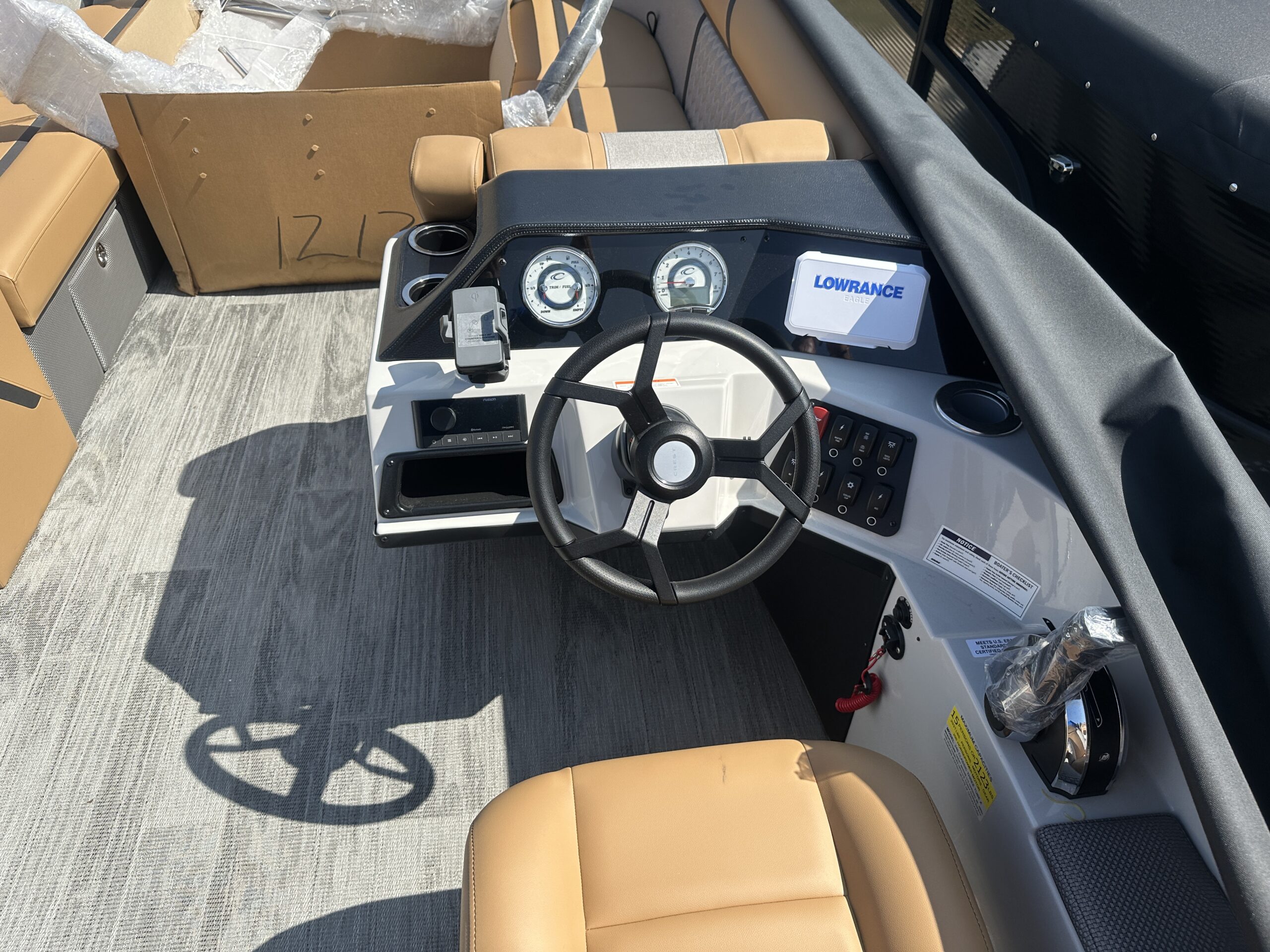 2025 Crest Classic 240 SLSC Tri Toon  Mercury 200hp