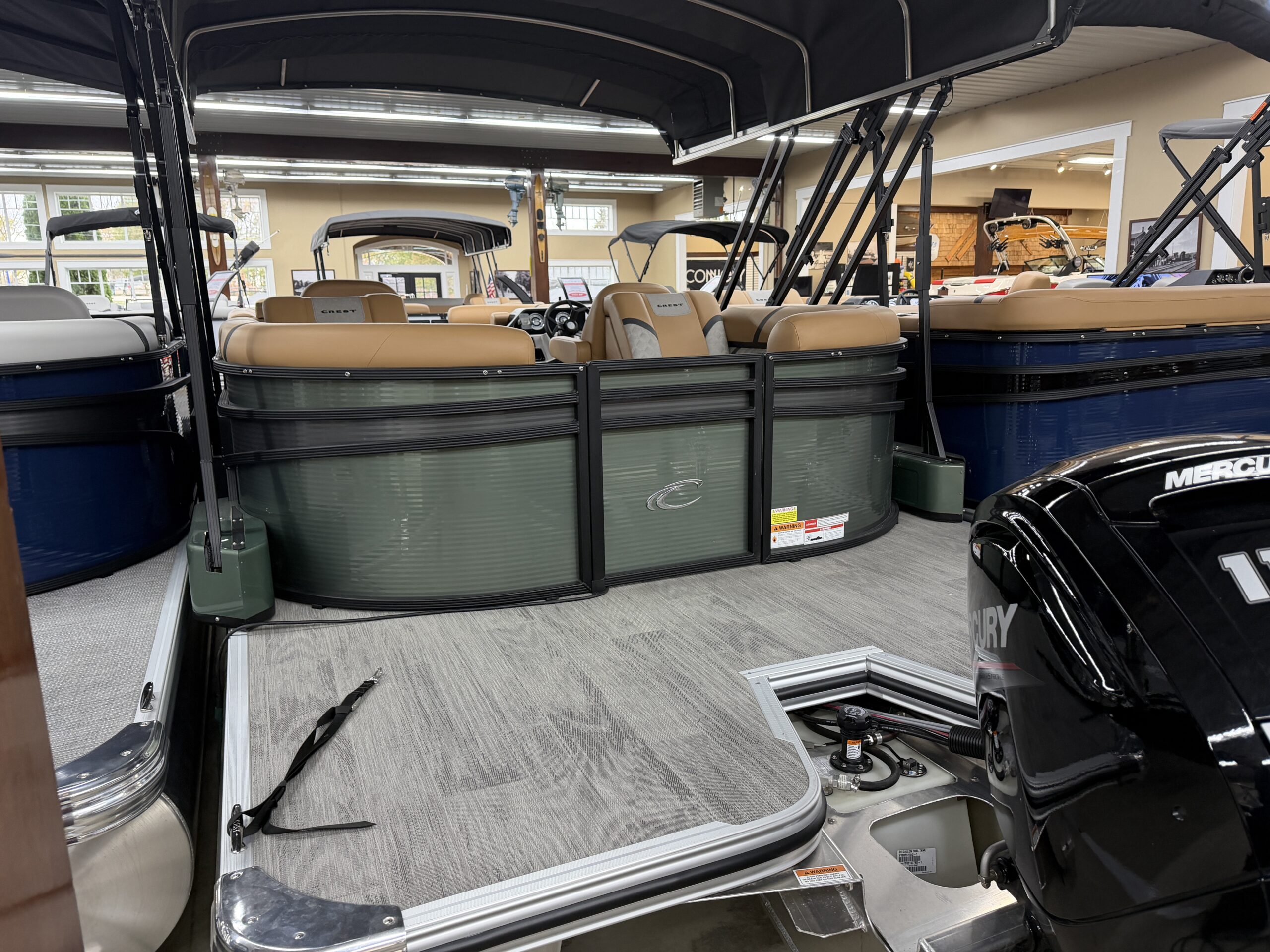 2025 Crest Classic 220 SLC  Mercury 115hp  Easy Cover