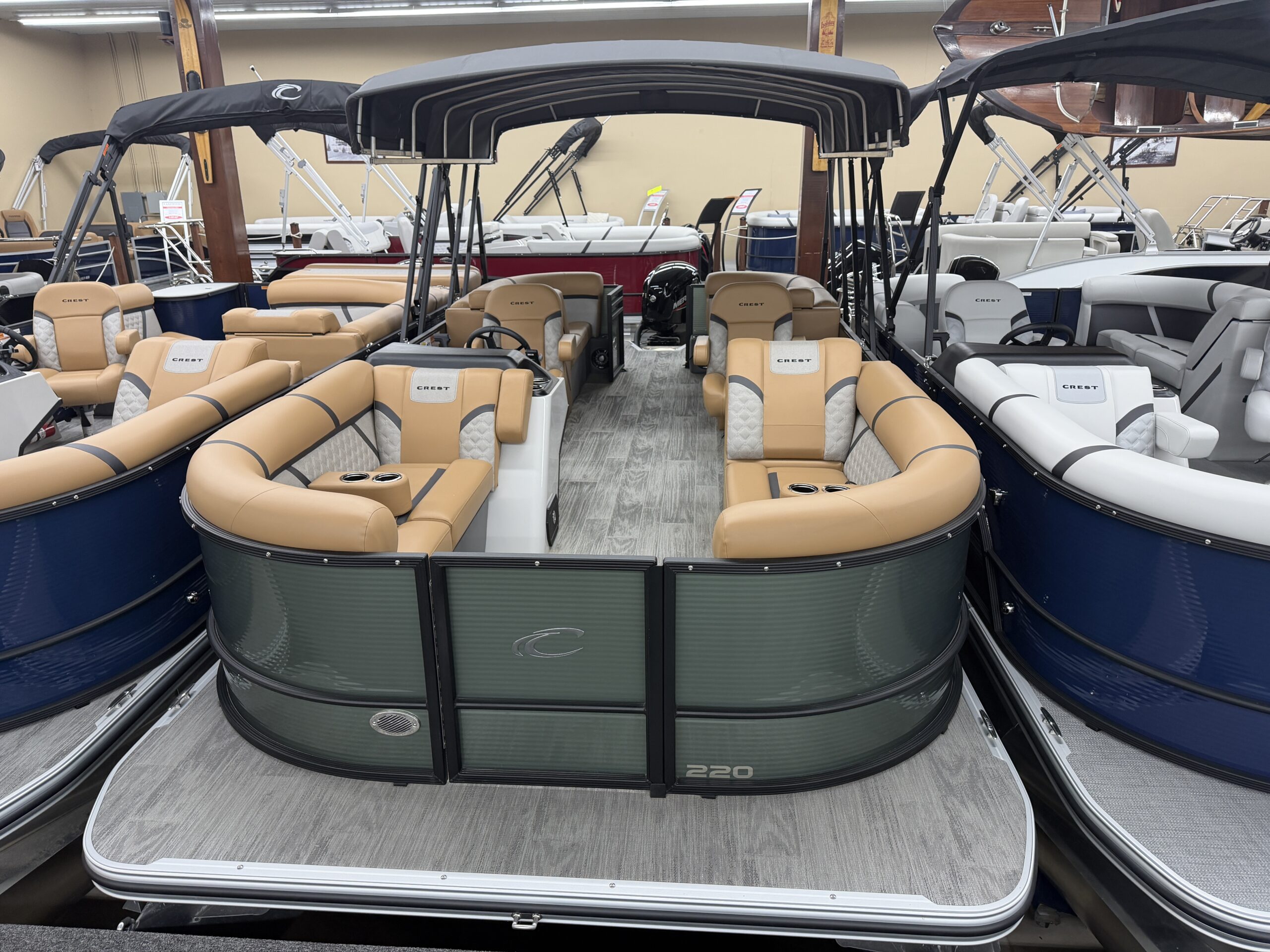 2025 Crest Classic 220 SLC  Mercury 115hp  Easy Cover