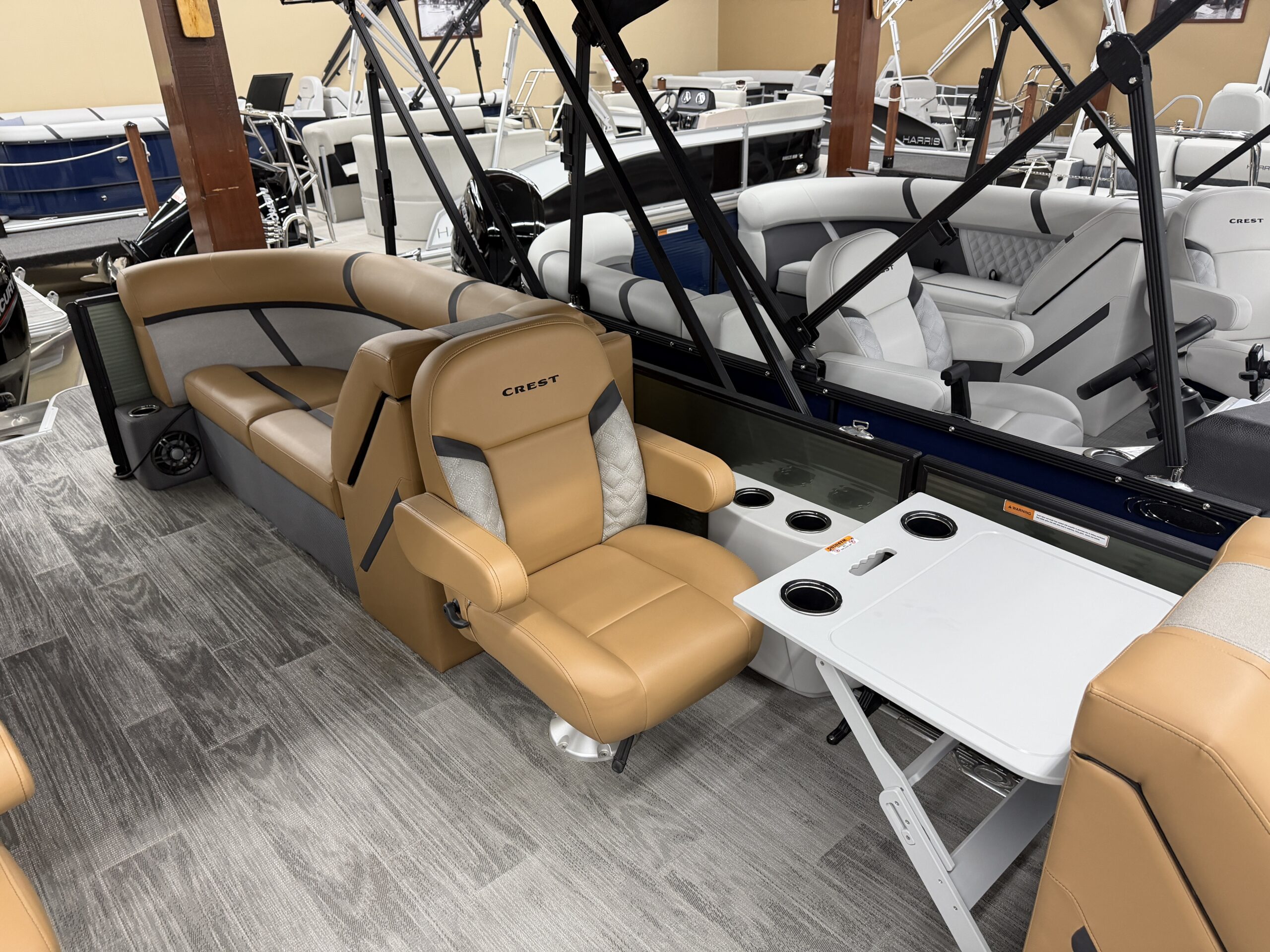 2025 Crest Classic 220 SLC  Mercury 115hp  Easy Cover