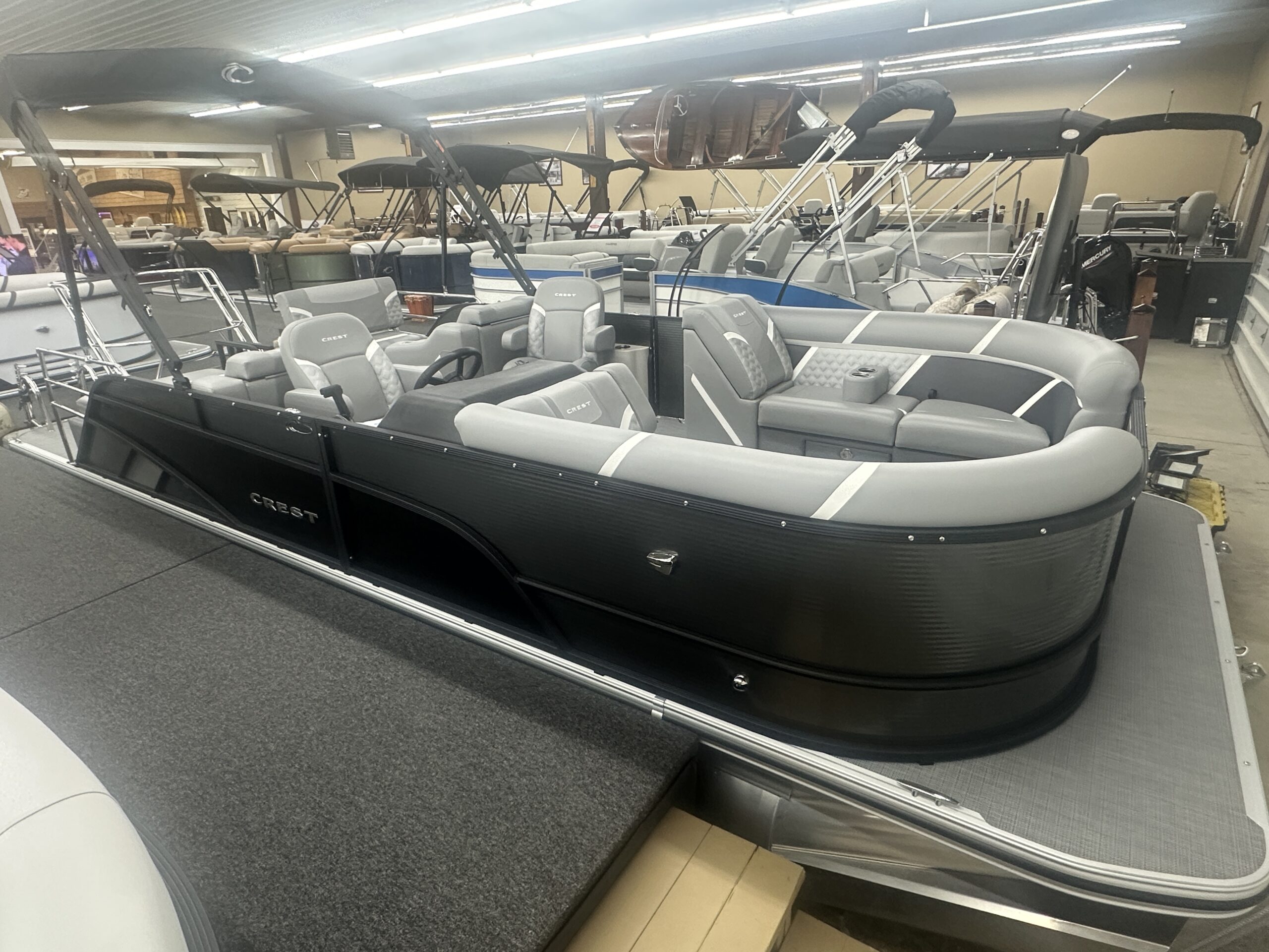 2025 Crest Classic 220 SLRC Tri Toon Mercury 225hp