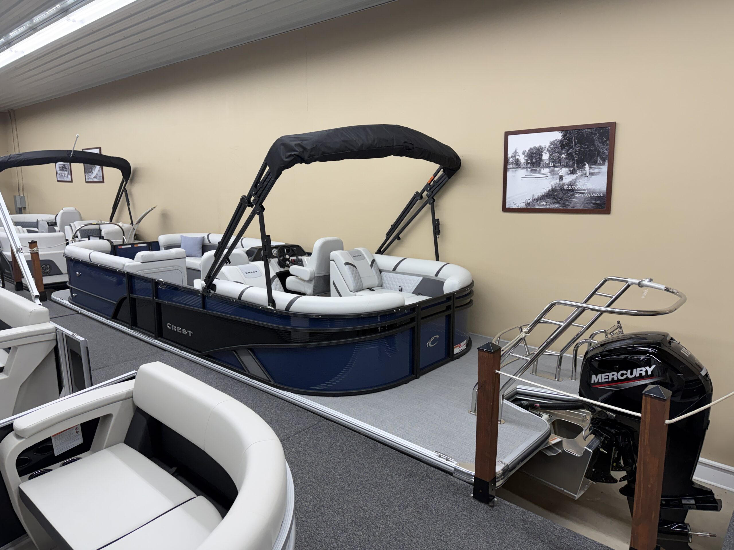 2025 Crest Classic 240 SLC  Mercury 115hp