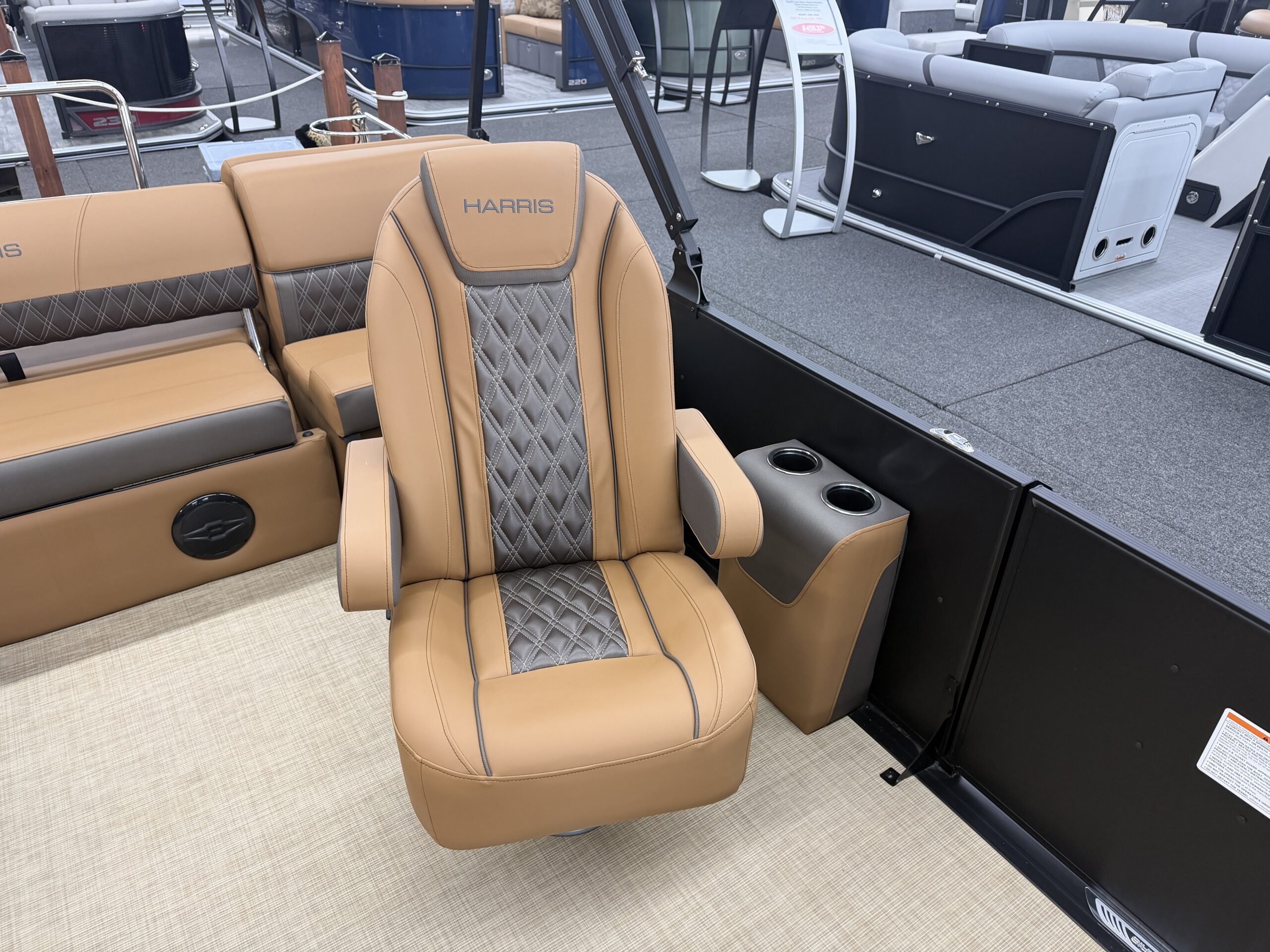 2026 Harris Cruiser 210 SLDH Mercury 90hp Command Thrust