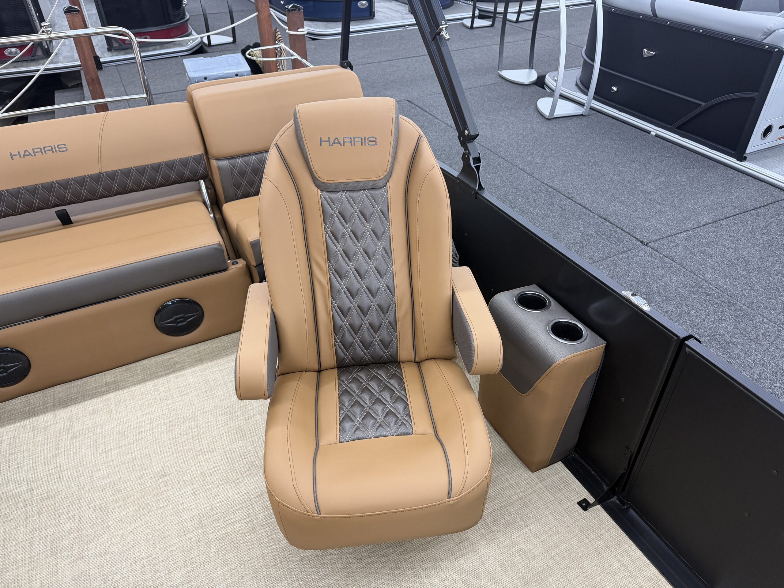 2026 Harris Cruiser 210 SLDH Mercury 90hp Command Thrust