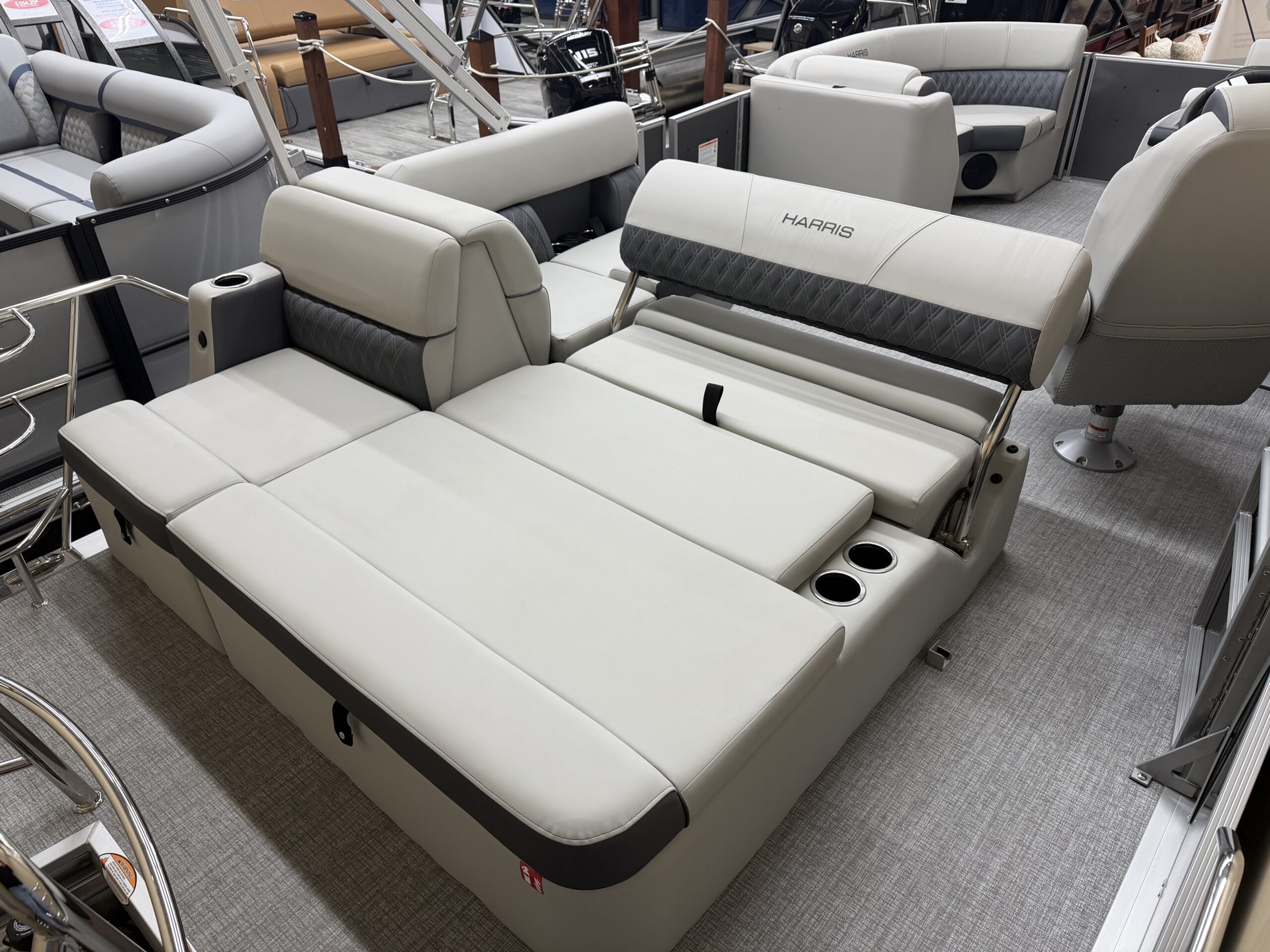 2026 Harris Cruiser 190 SLDH  Mercury 60hp Command Thrust