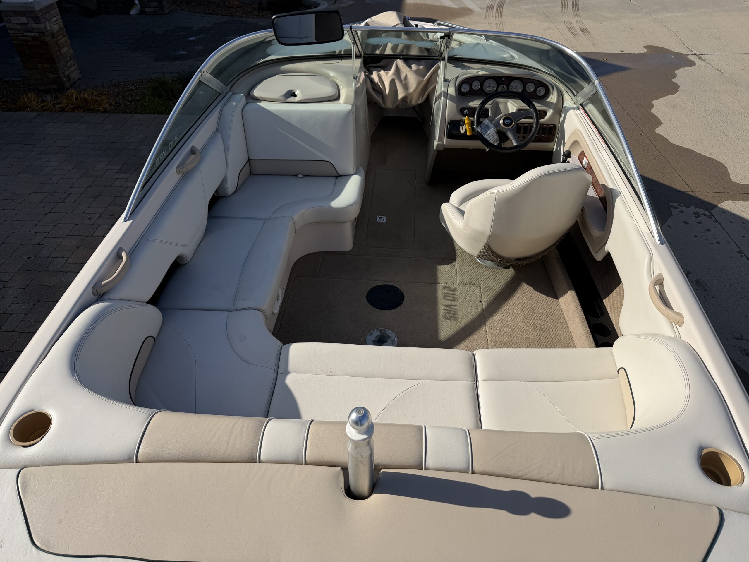 1999 Mastercraft Maristar 210 VRS  330hp Indmar