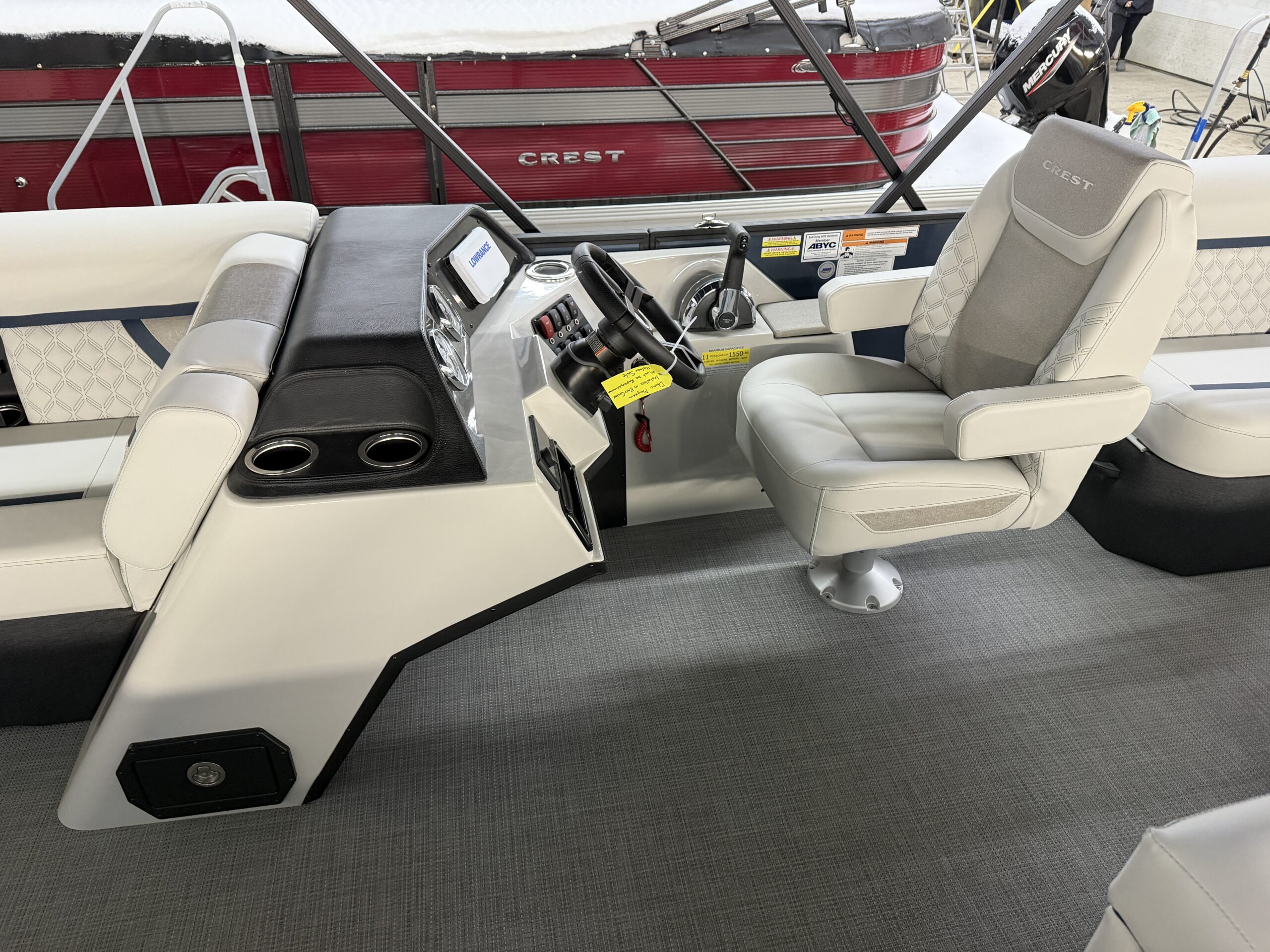 2026 Crest Conquest 230 L Group  Mercury 115hp  Easy Cover