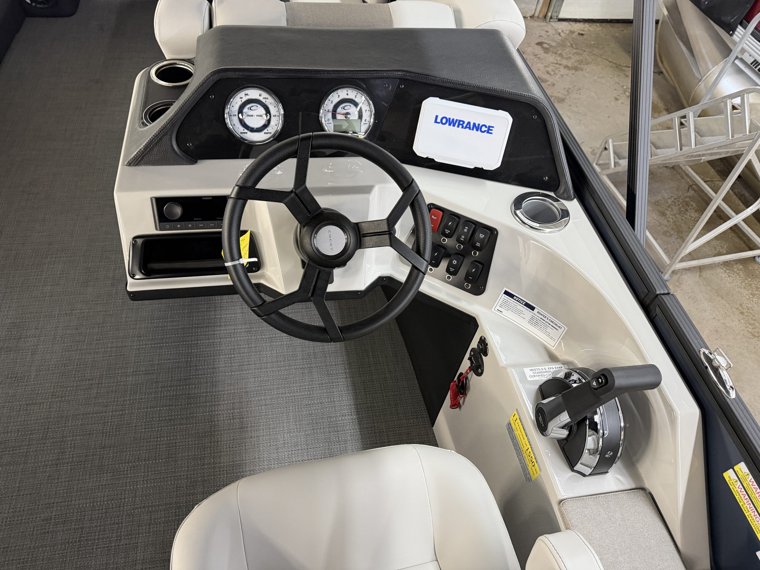 2026 Crest Conquest 230 L Group  Mercury 115hp  Easy Cover