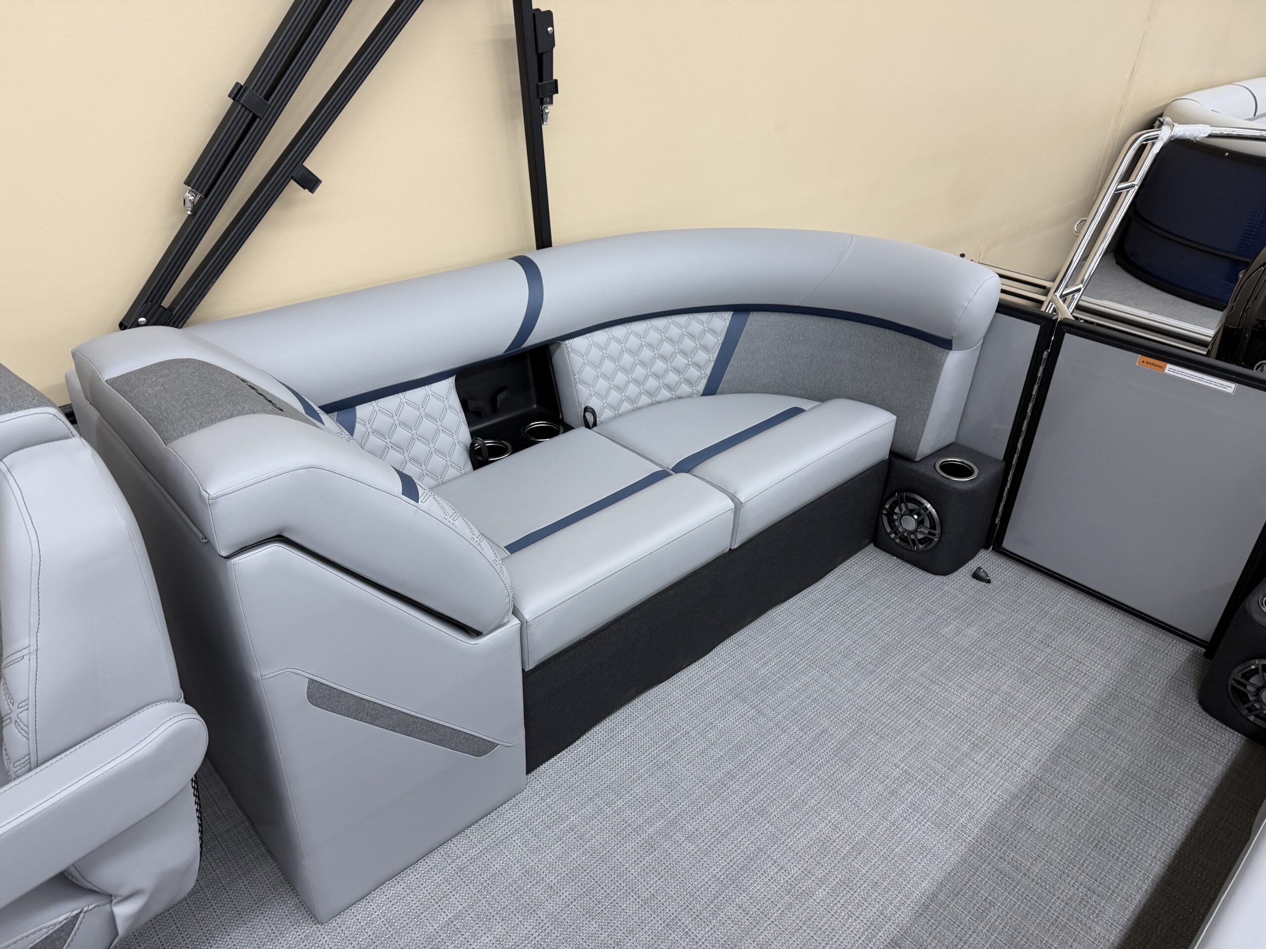 2026 Crest Conquest 235 SLC  Mercury 115hp