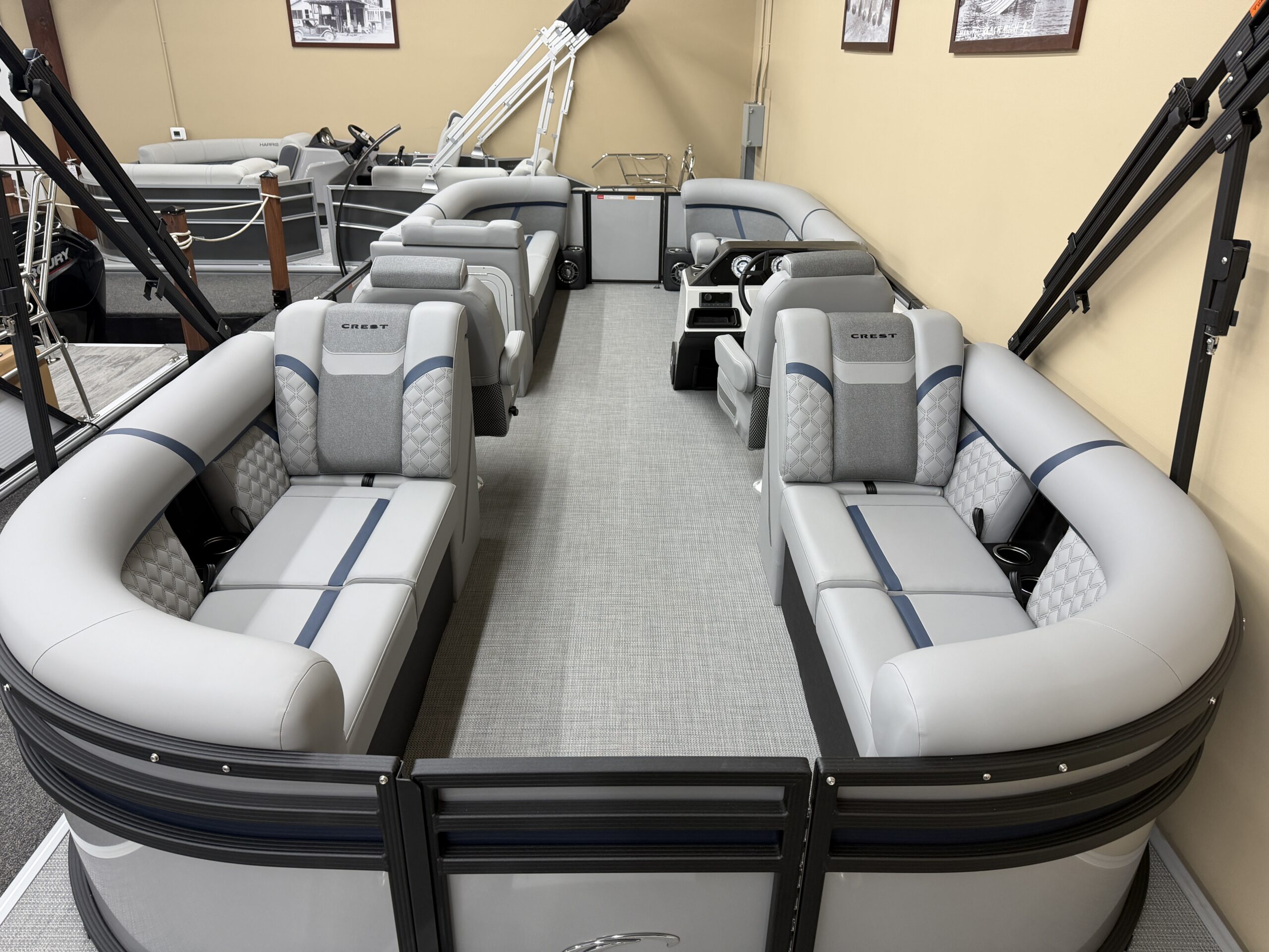 2026 Crest Conquest 235 SLC  Mercury 115hp