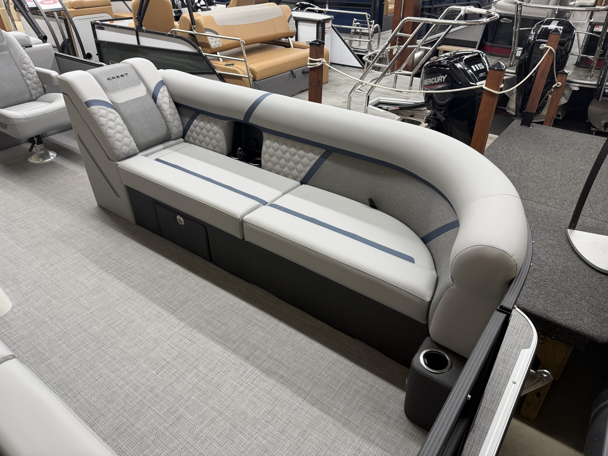 2026 Crest Conquest 235 SLC  Mercury 115hp