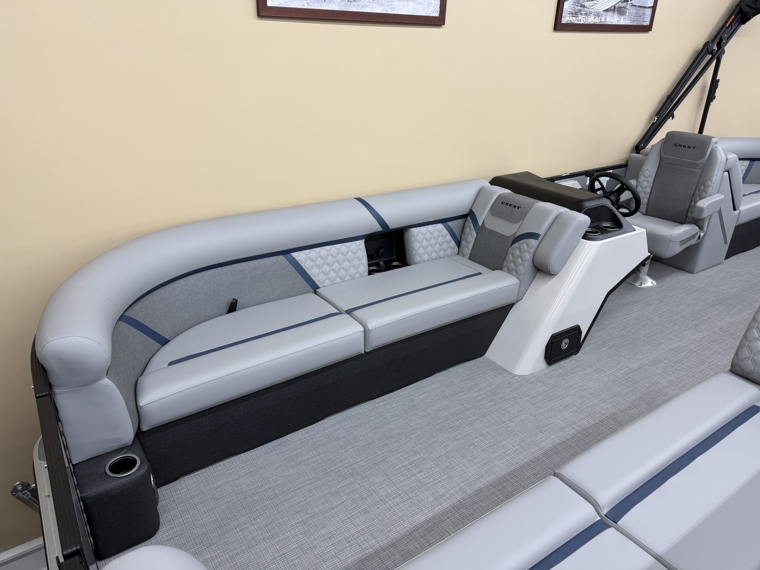 2026 Crest Conquest 235 SLC  Mercury 115hp