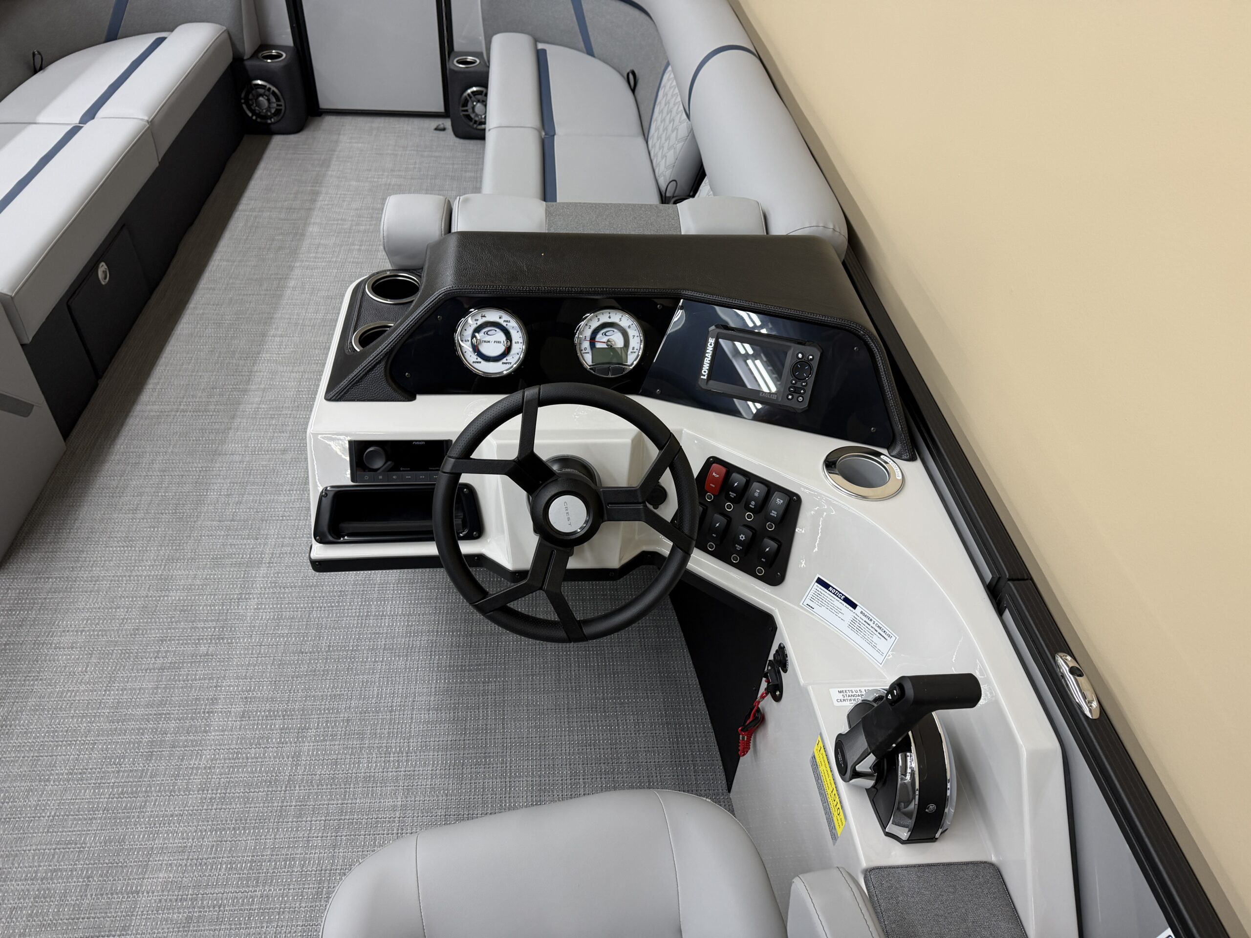 2026 Crest Conquest 235 SLC  Mercury 115hp