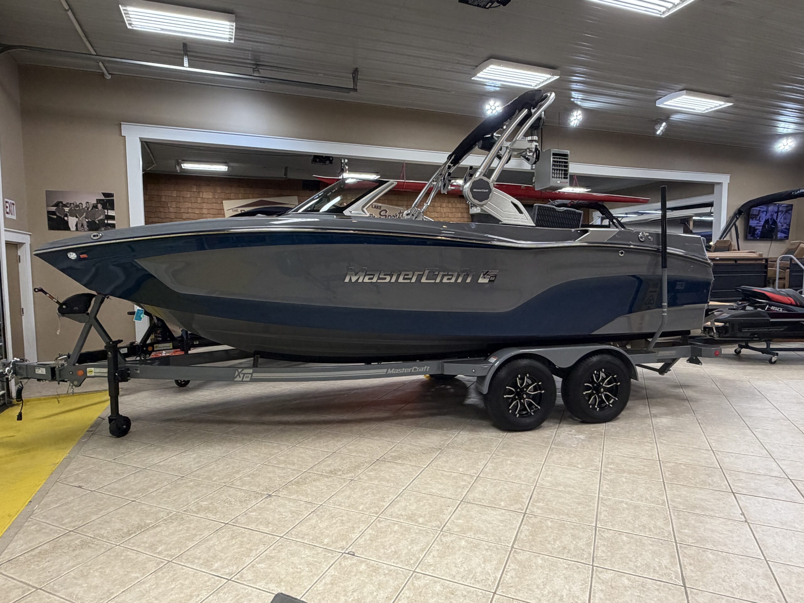 2026 Mastercraft XT22