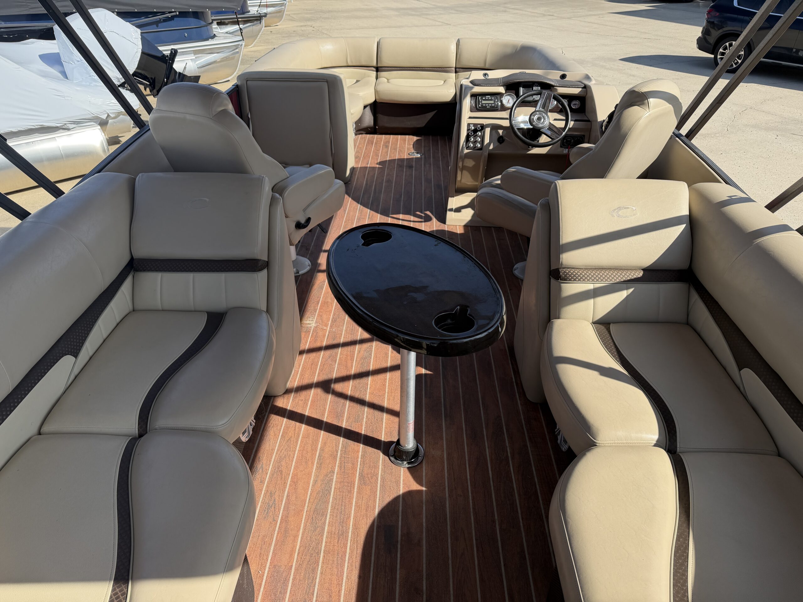 2015 Crest Classic 230 SLC 115hp Mercury Easy Cover and Sea Legs