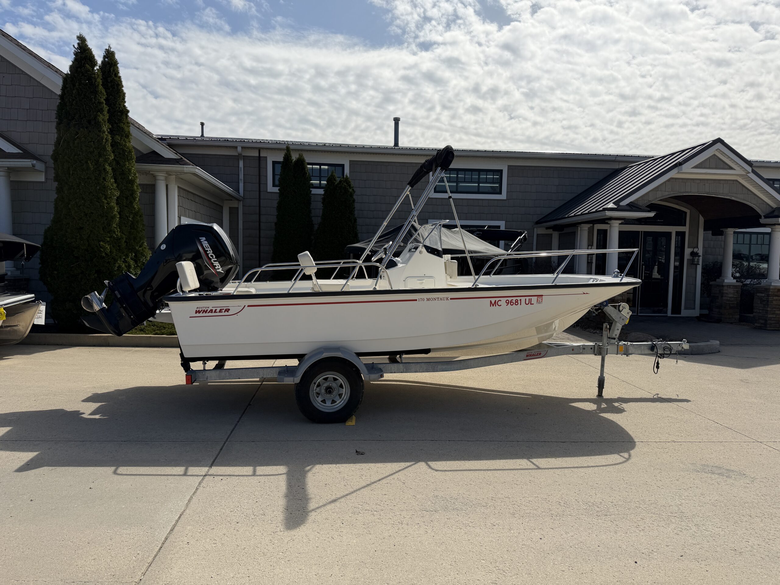 2020 Boston Whaler 170 Montauk Mercury 115hp
