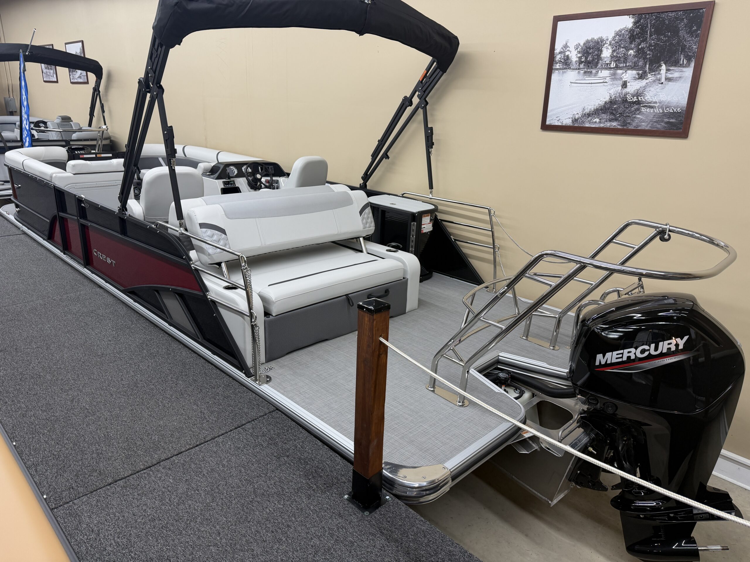 2025 Crest Classic 240 SLSC Mercury 115hp Command Thrust