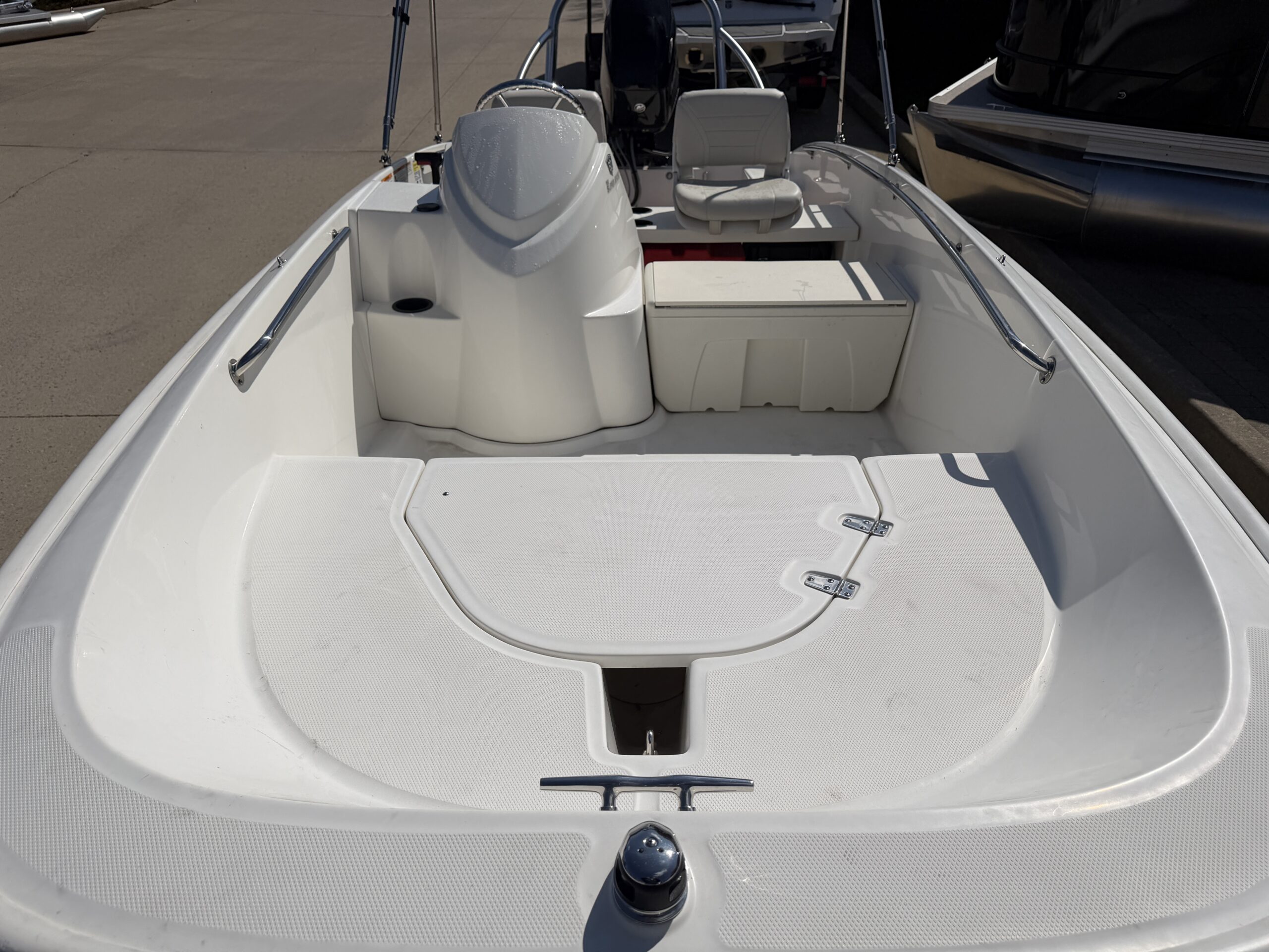 2018 Boston Whaler 150 Super Sport