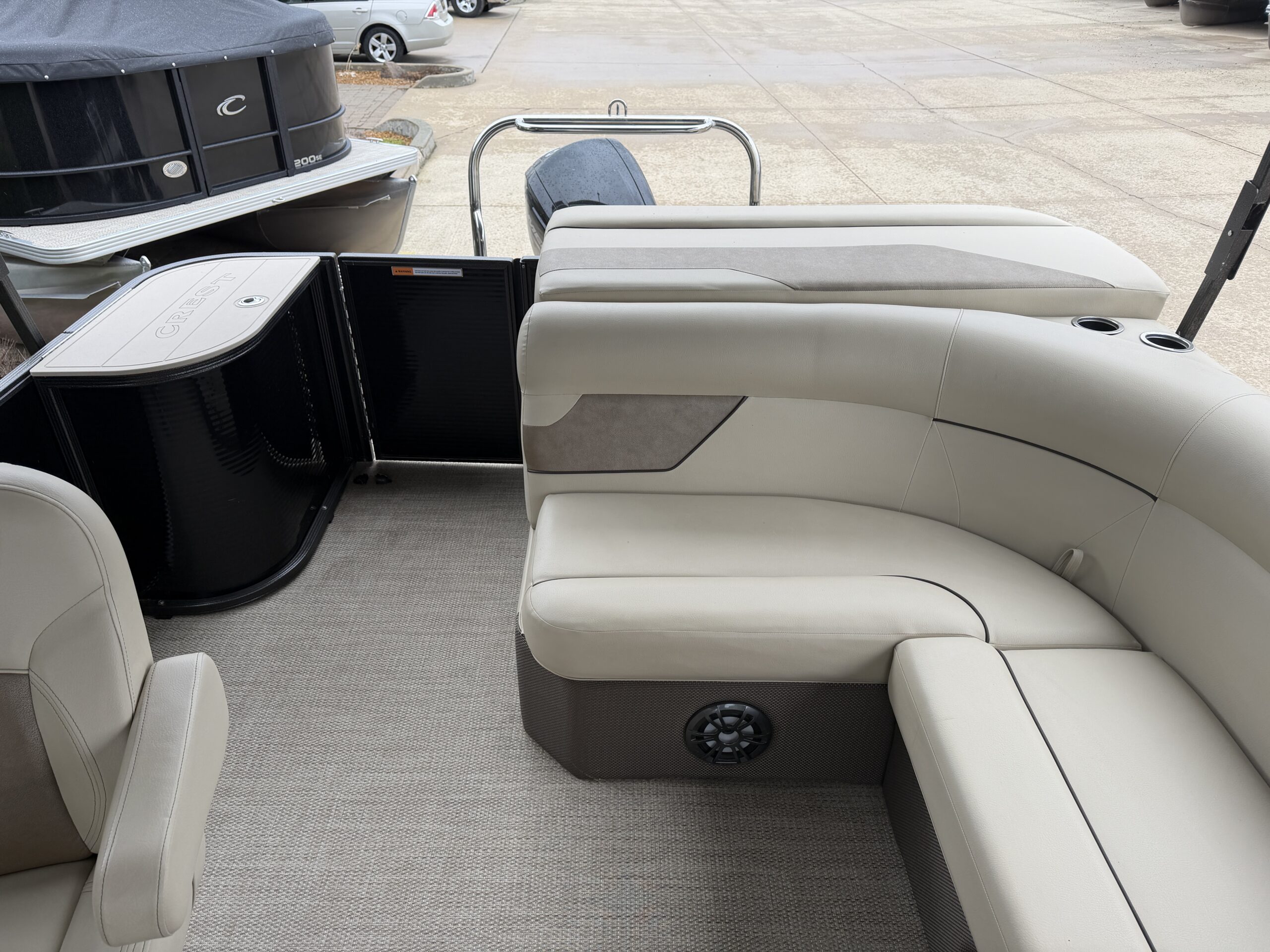 2021 Crest Classic LX 200 90hp Mercury CT Easy Cover