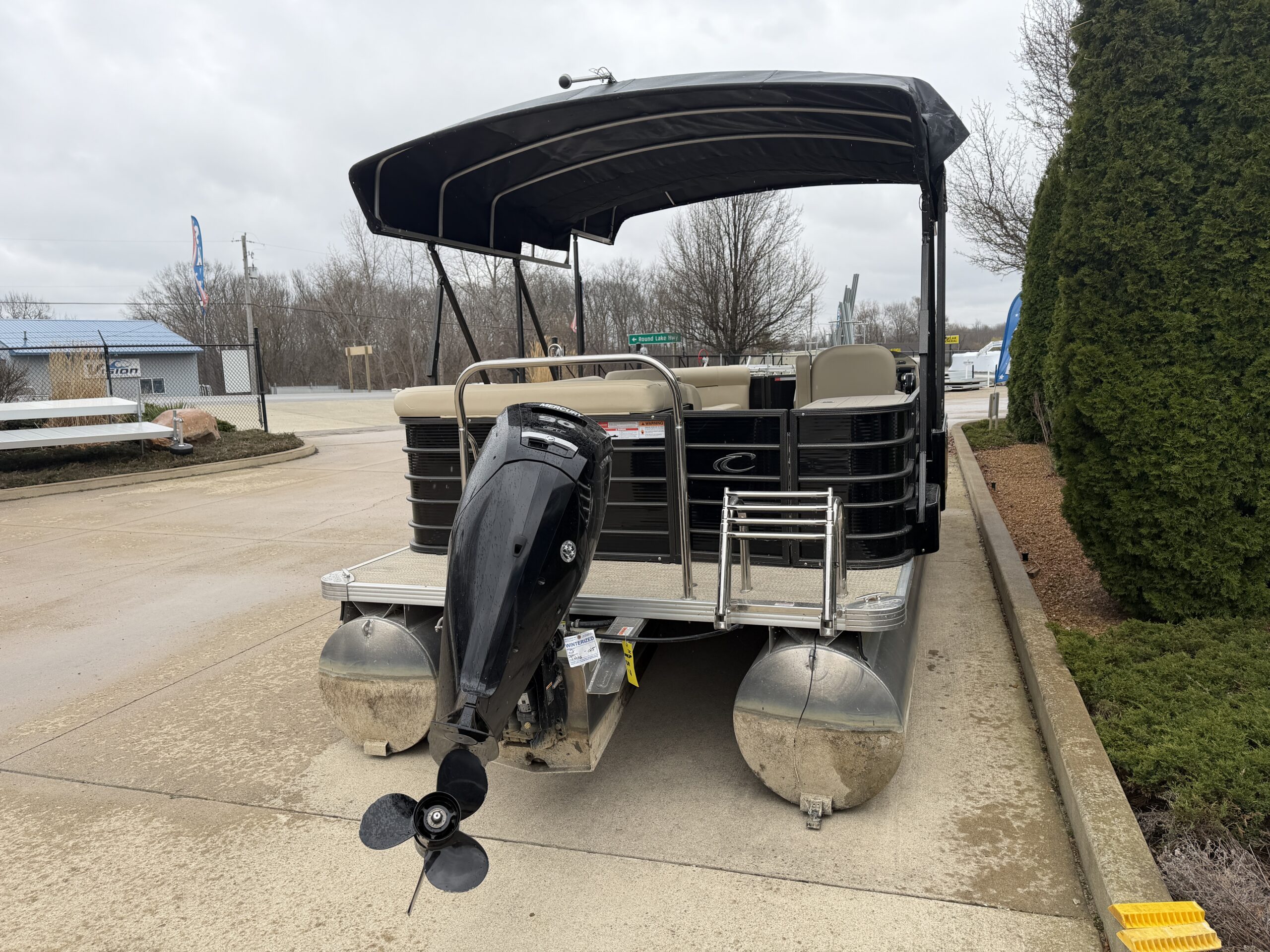 2021 Crest Classic LX 200 90hp Mercury CT Easy Cover