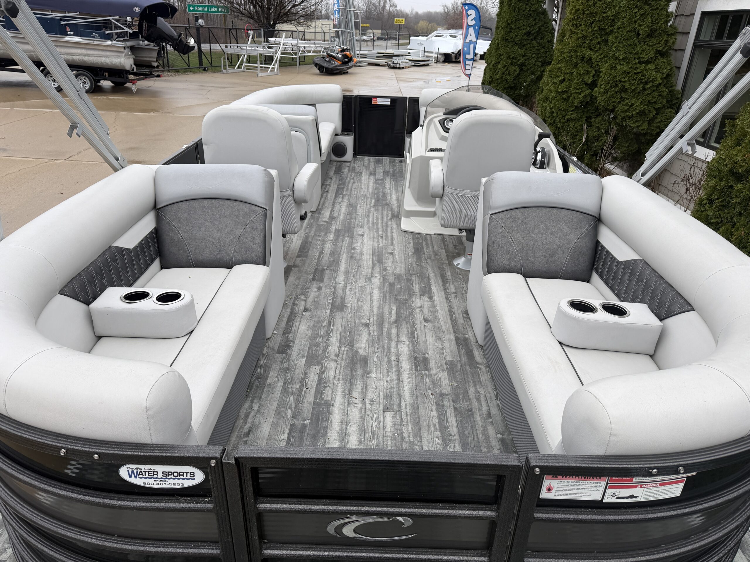 2019 Crest II 220 50hp Mercury  Sea Legs