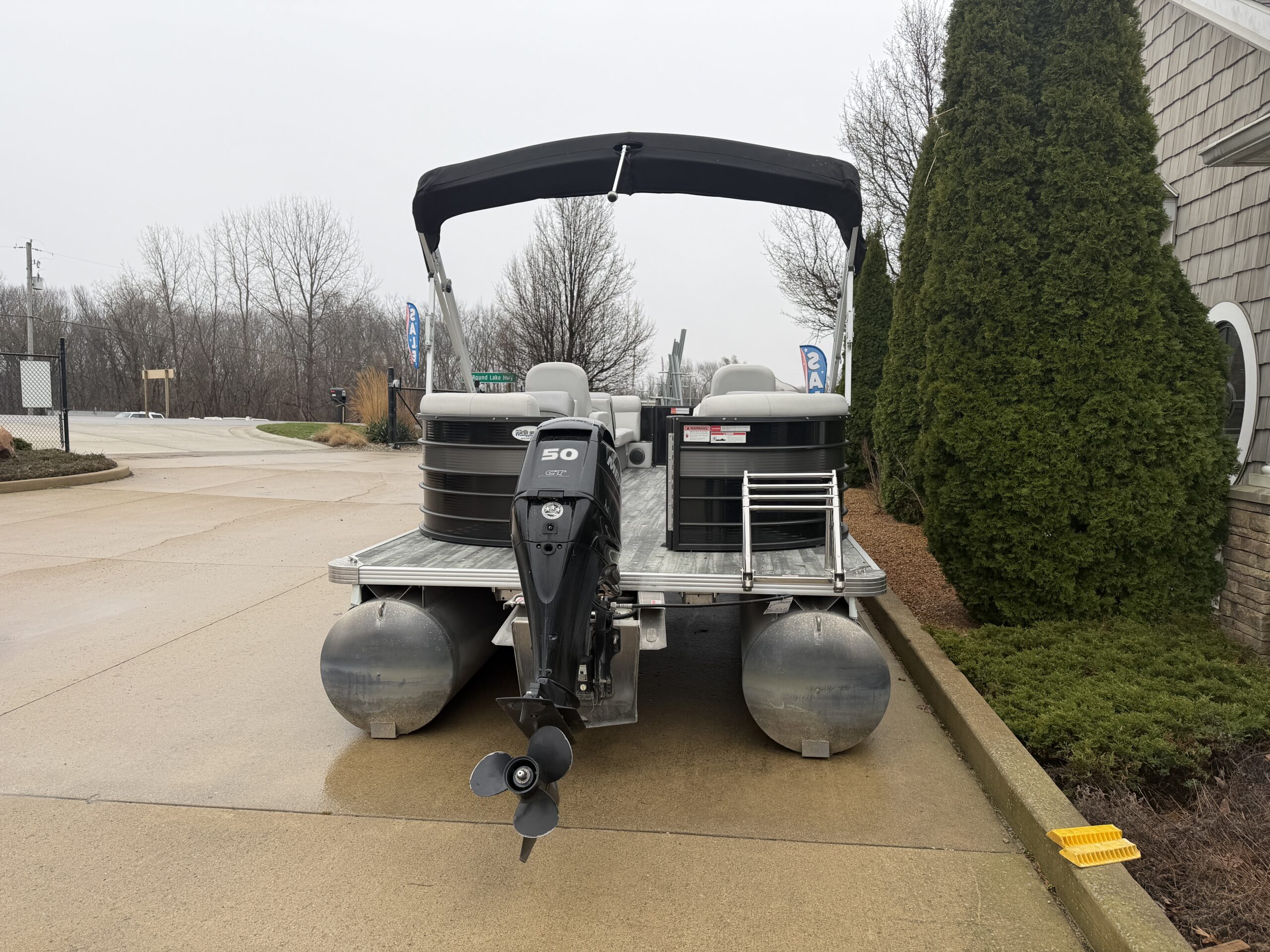 2019 Crest II 220 50hp Mercury  Sea Legs