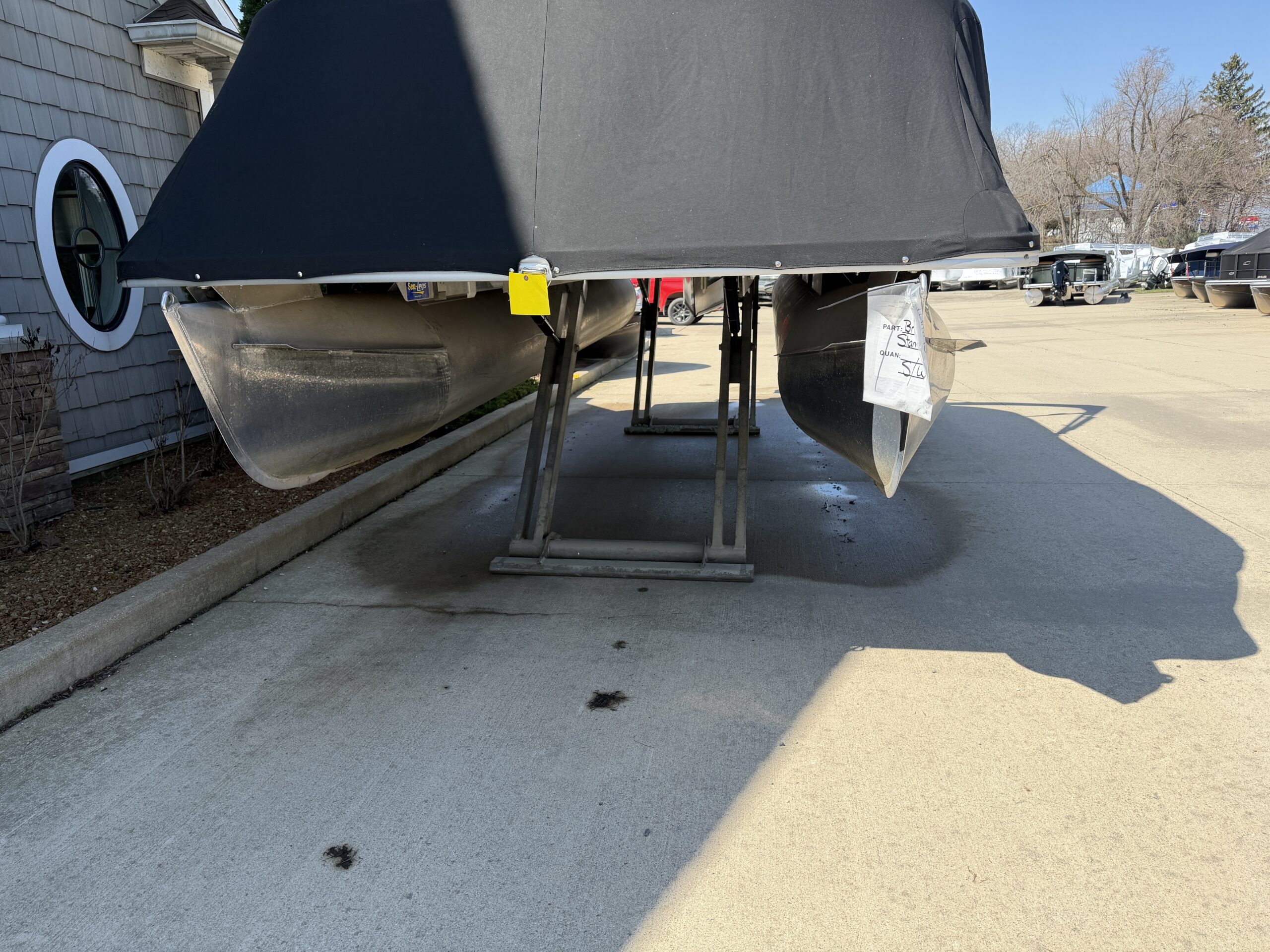 2019 Crest II 220 50hp Mercury  Sea Legs