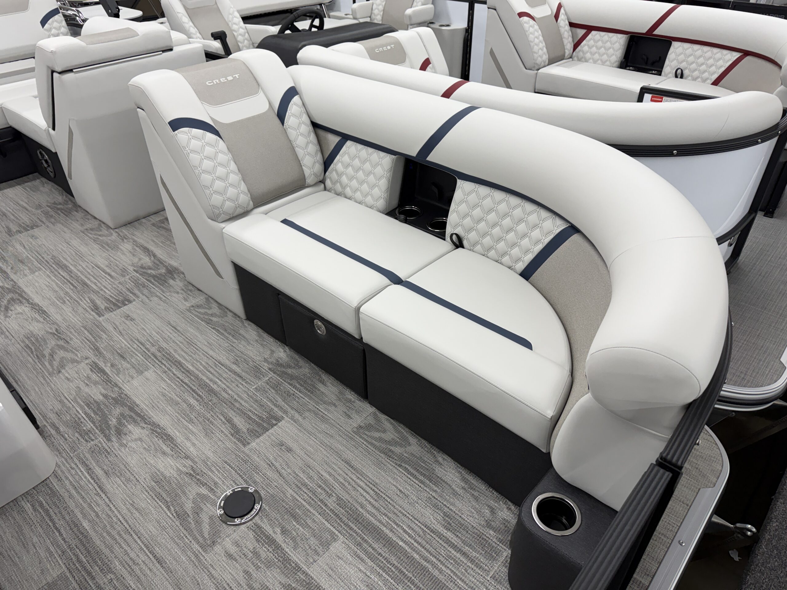 2026 Crest Conquest 215 SLS  Mercury 115hp Pro Xs