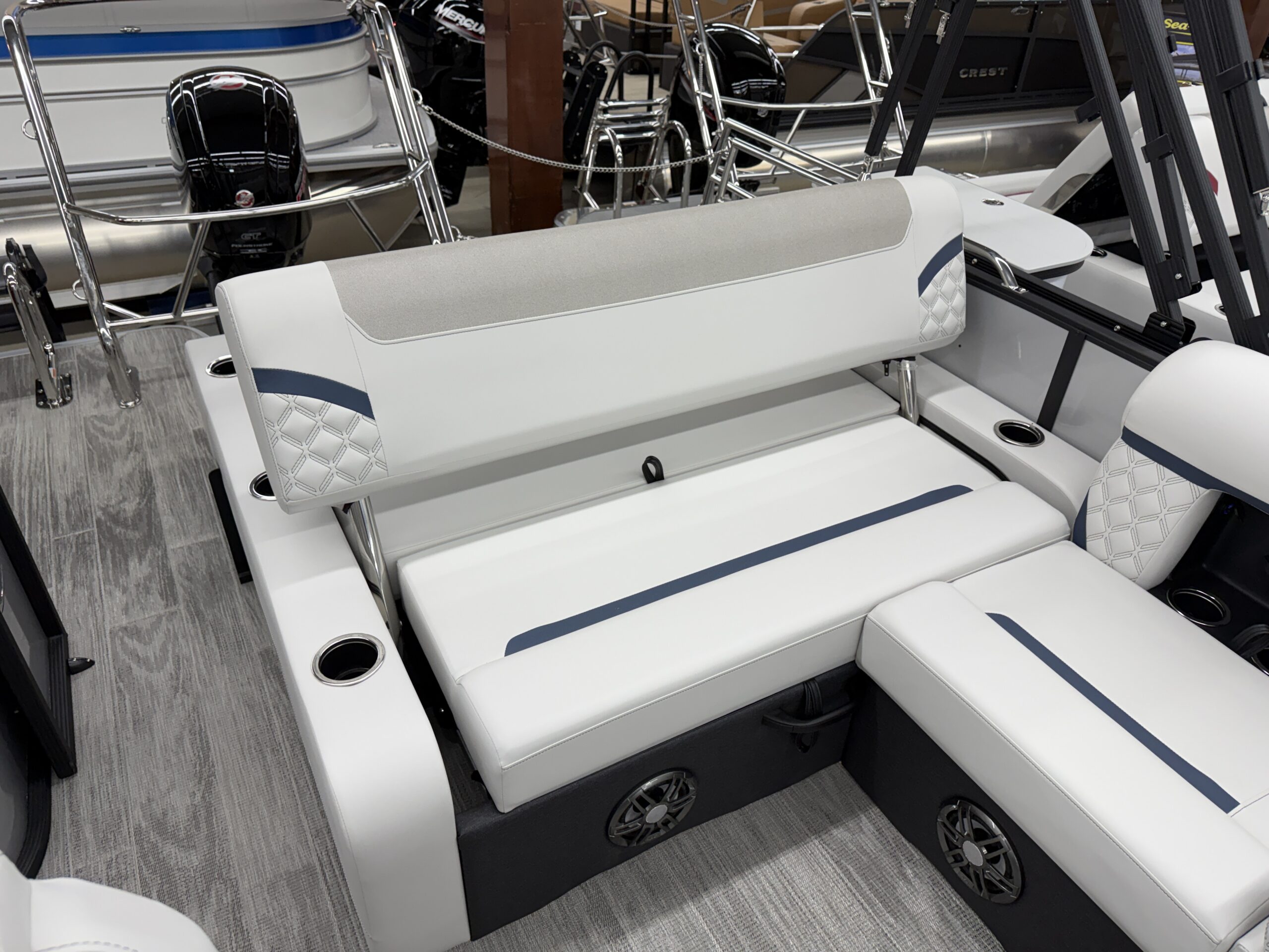 2026 Crest Conquest 215 SLS  Mercury 115hp Pro Xs