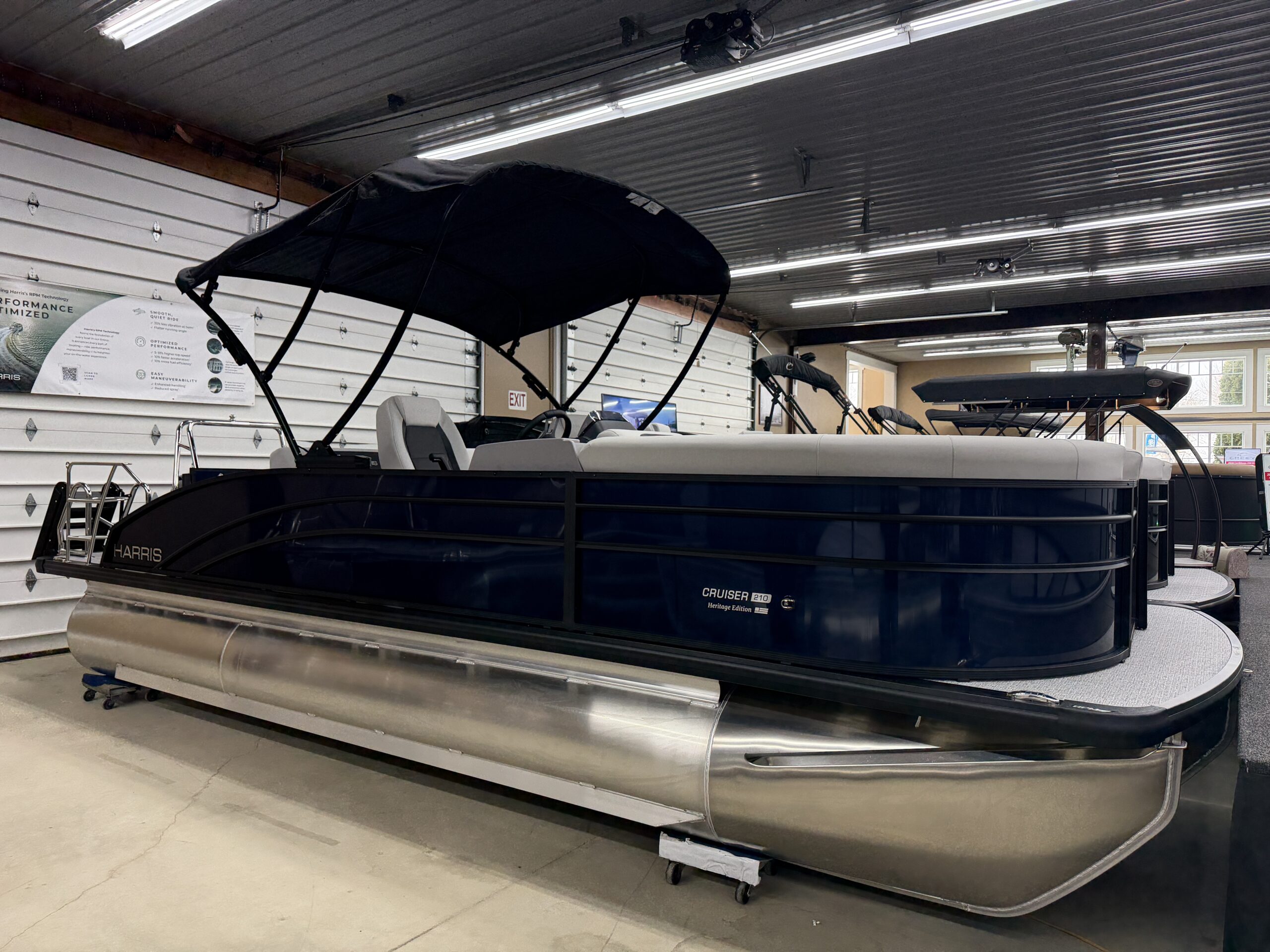 2026 Harris Cruiser 210 SLDH Tri Toon 150hp Mercury