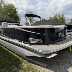 2015 Tahoe LTZ2485 90hp Mercury Sea Legs