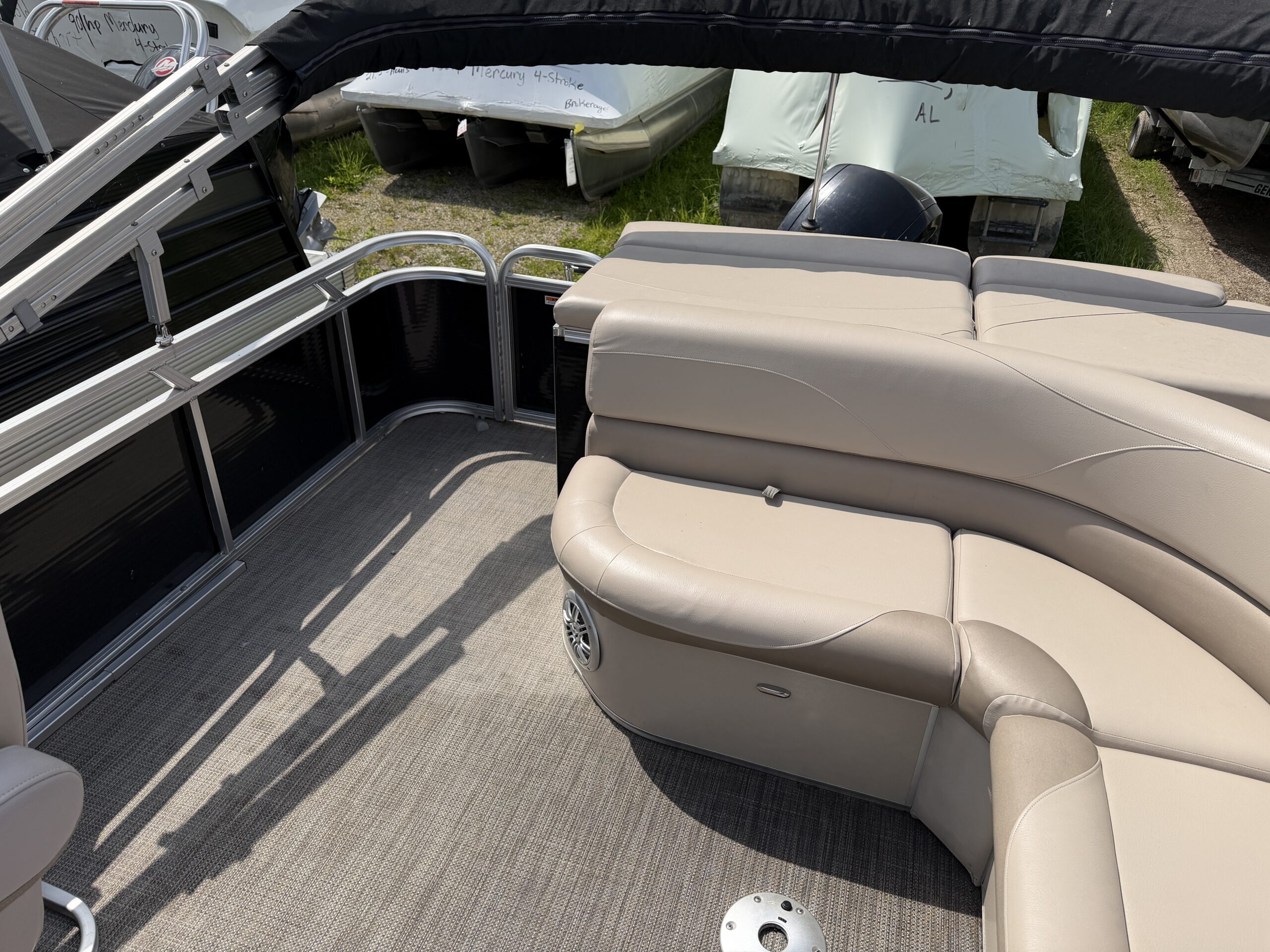 2015 Tahoe LTZ2485 90hp Mercury Sea Legs