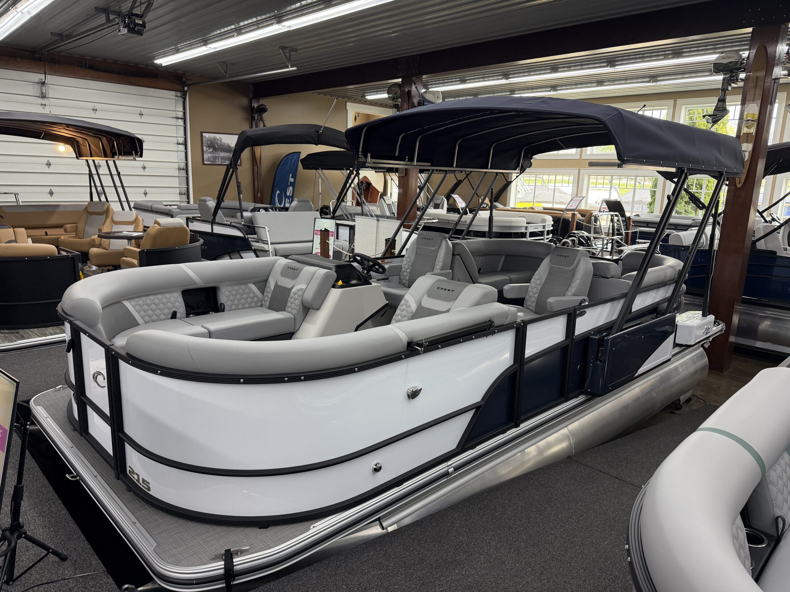 2026 Crest Conquest 215 SLC  Mercury 115hp  Easy Cover