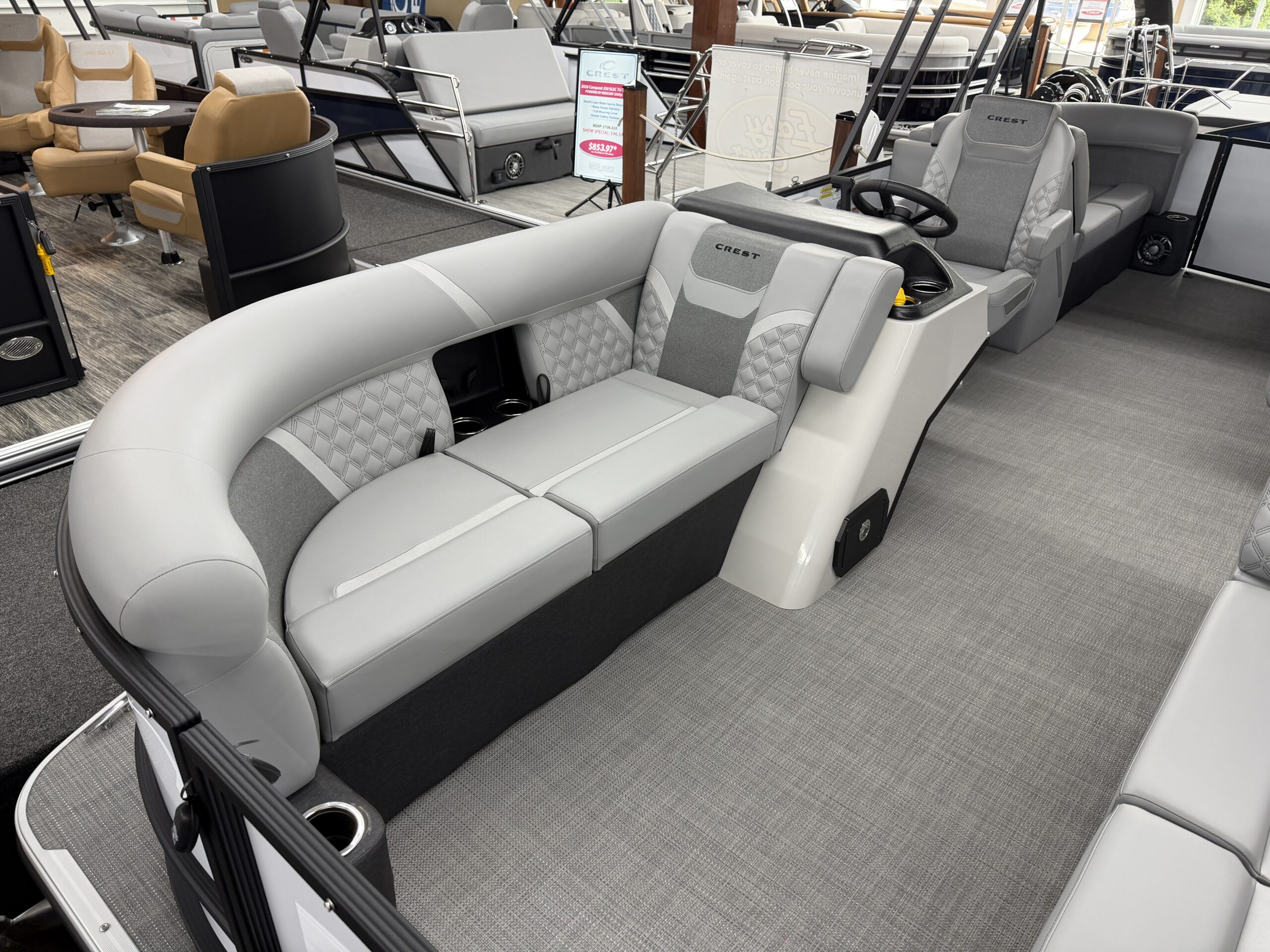 2026 Crest Conquest 215 SLC  Mercury 115hp  Easy Cover