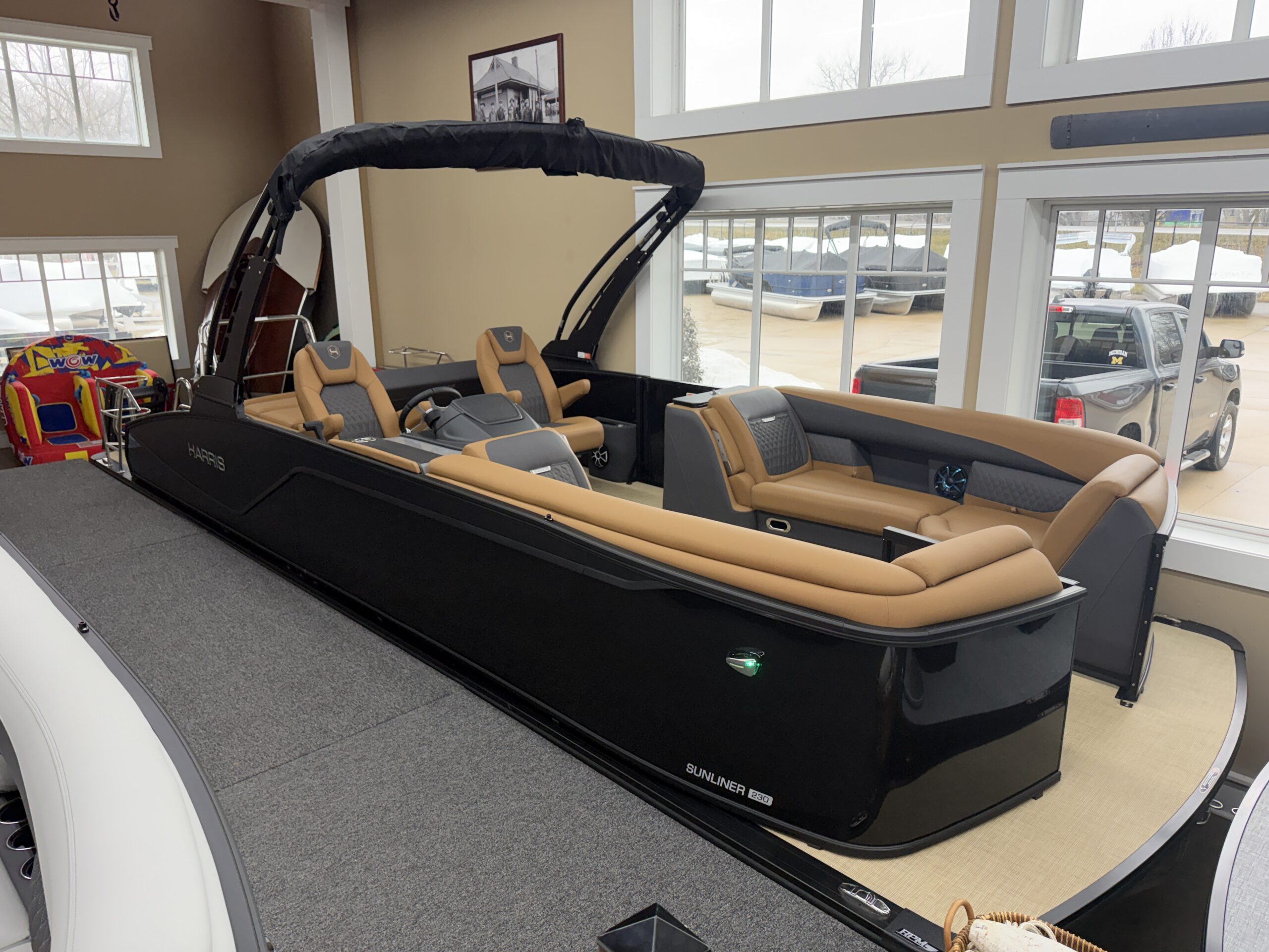 2026 Harris Sunliner 230 SLDH Tri Toon.  Mercury 200hp
