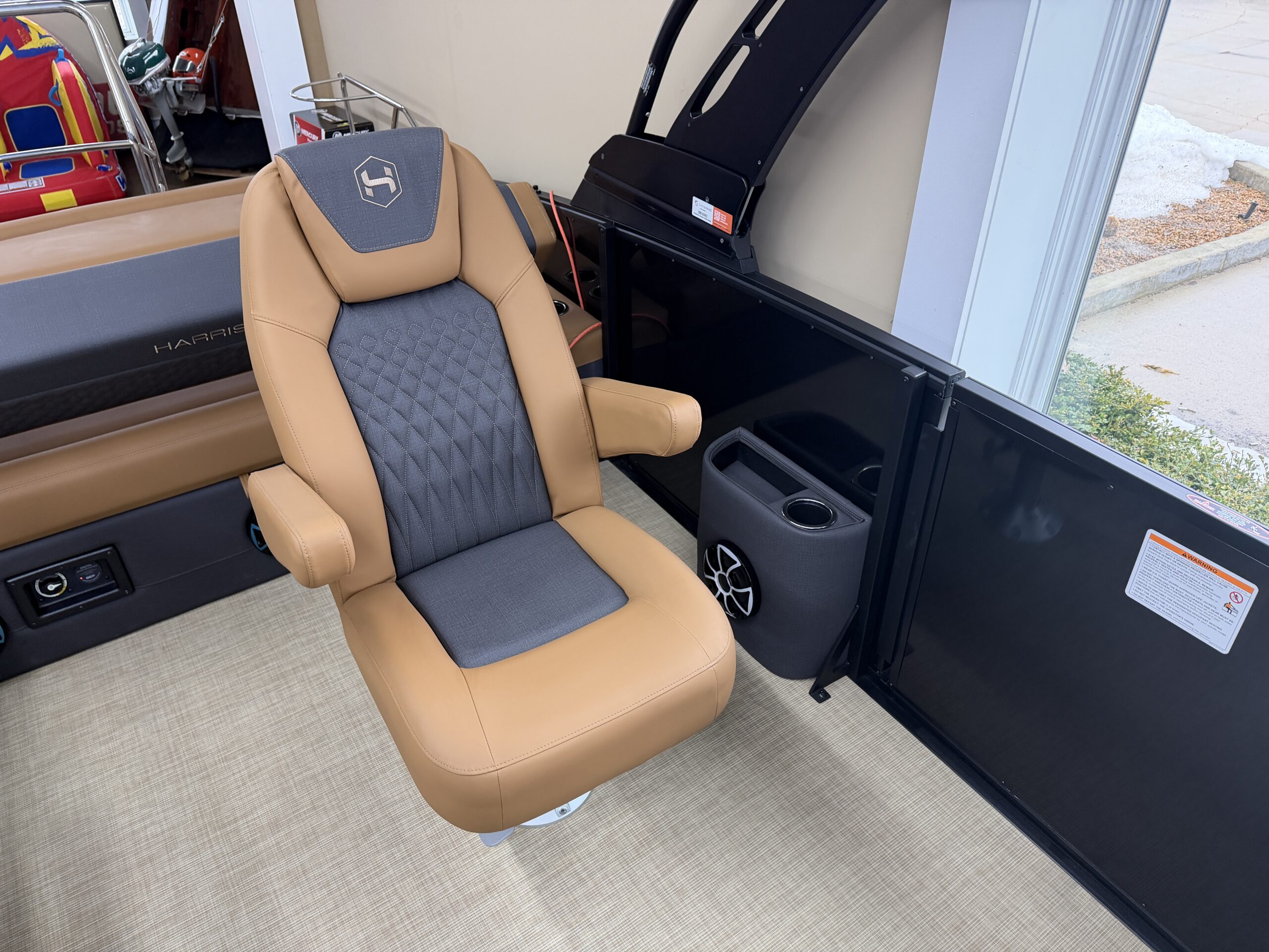 2026 Harris Sunliner 230 SLDH Tri Toon.  Mercury 200hp
