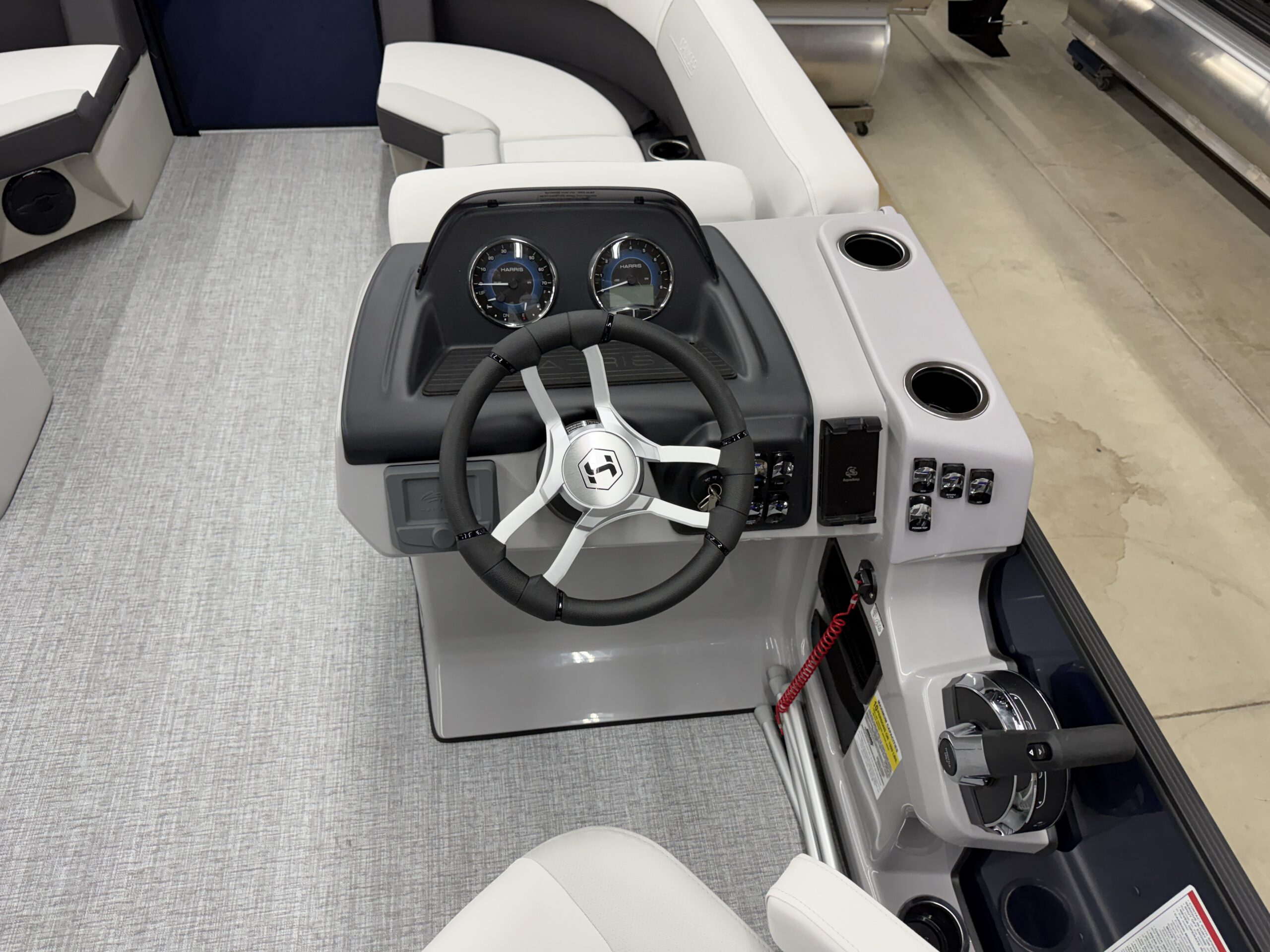 2026 Haris Cruiser 210 CWDH Mercury 90hp Command Thrust