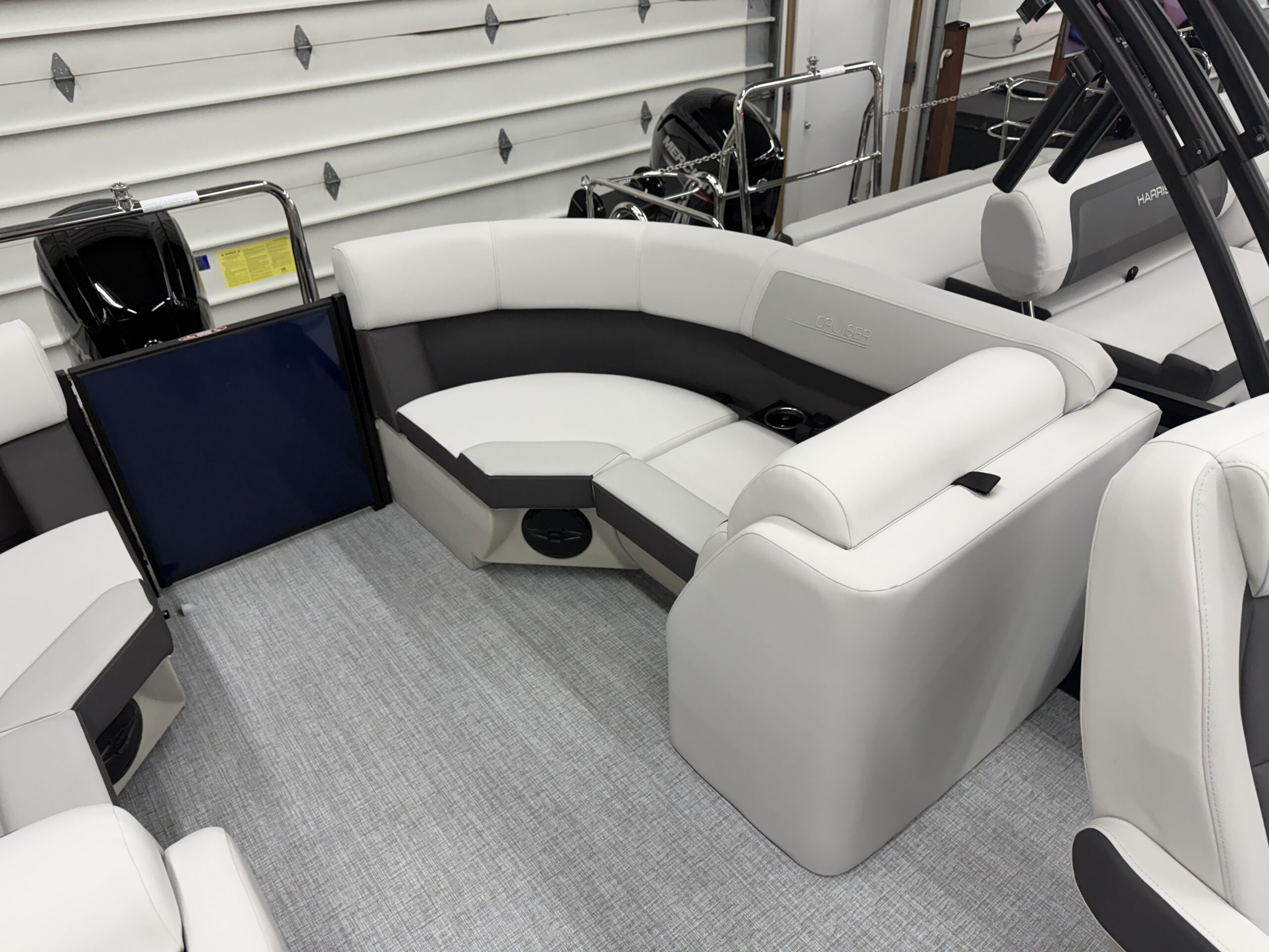2026 Haris Cruiser 210 CWDH Mercury 90hp Command Thrust