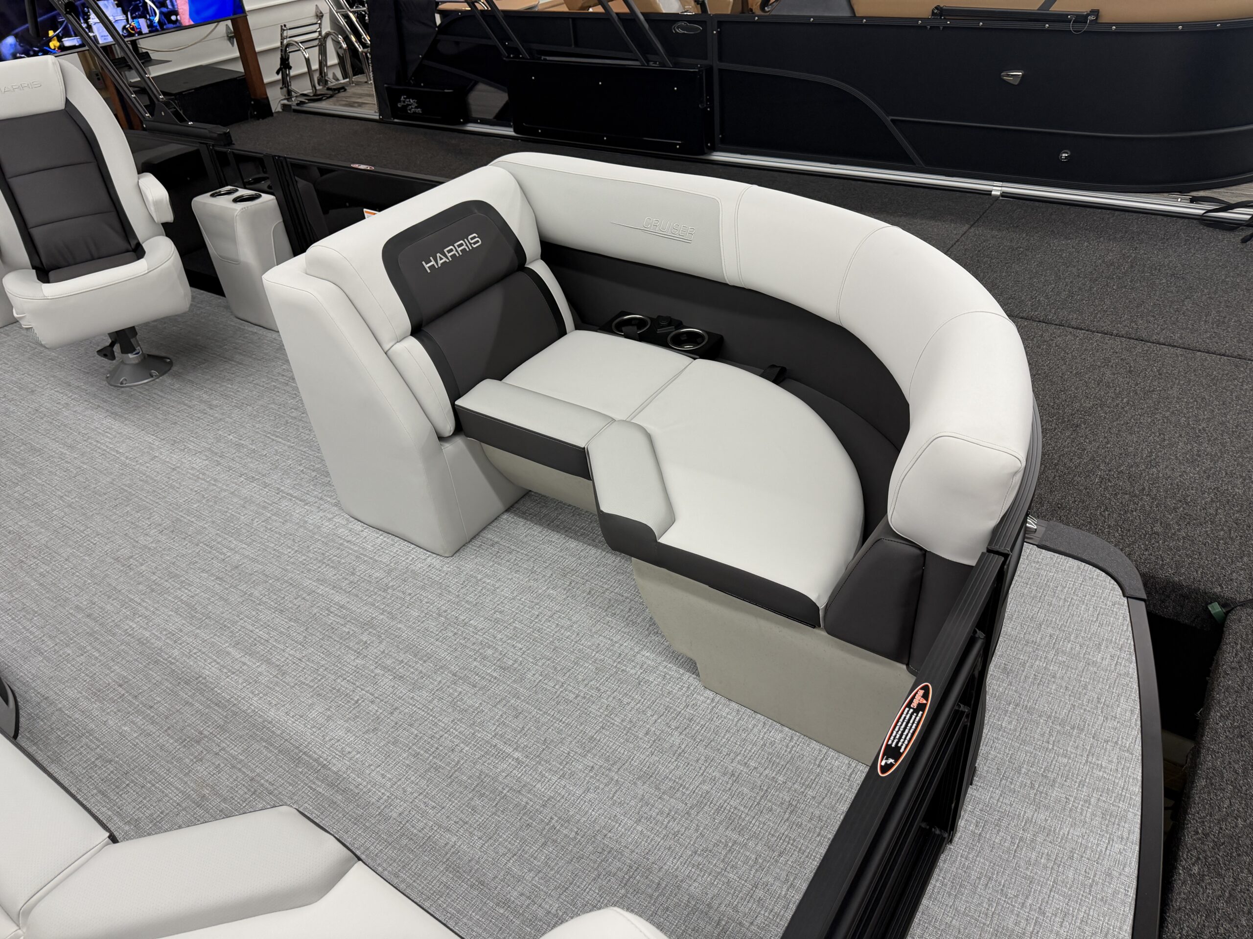 2026 Harris Cruiser 210 SLDH  Mercury 90hp Command Thrust