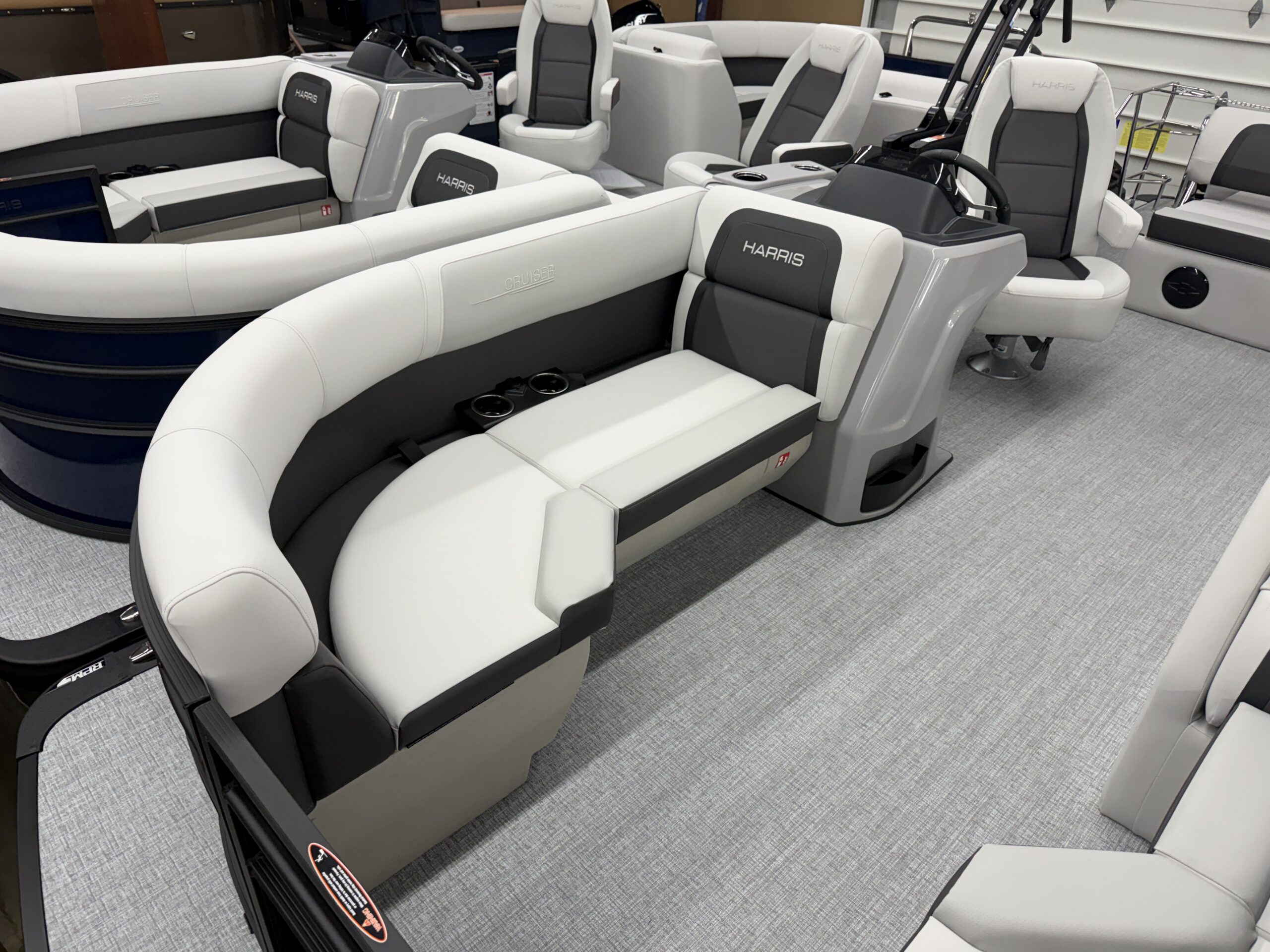2026 Harris Cruiser 210 SLDH  Mercury 90hp Command Thrust