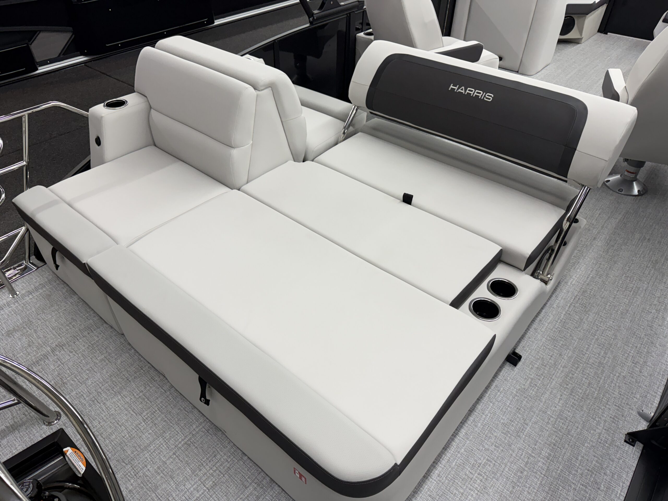 2026 Harris Cruiser 210 SLDH  Mercury 90hp Command Thrust